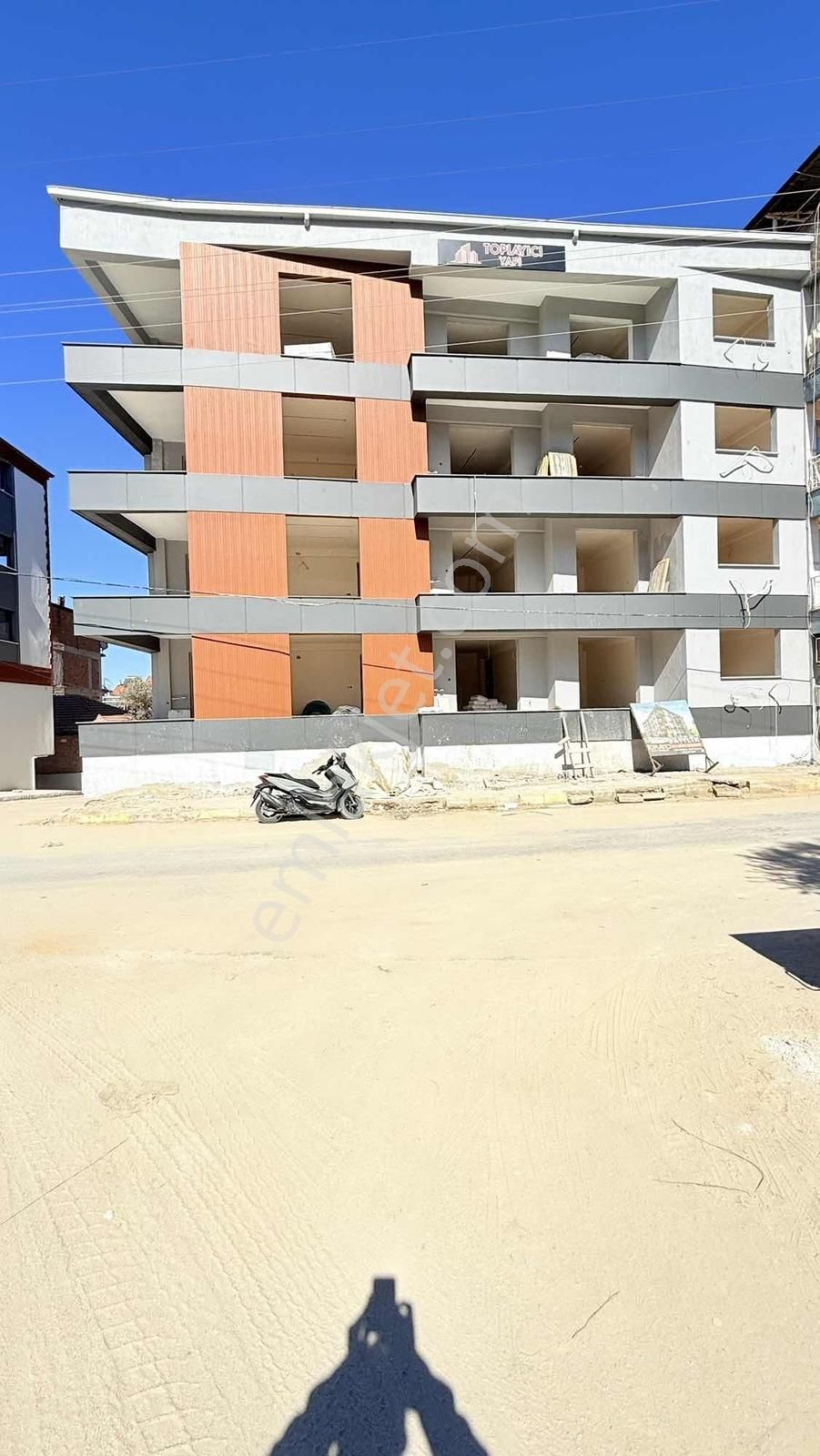 Manisa Alaşehir Satılık 2+1 Daire