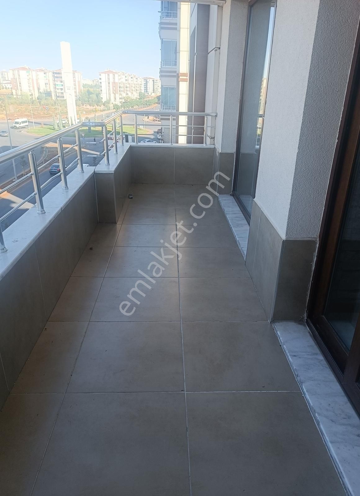 Yüksek Kat Avantajı! Site İçerisinde 2 Banyolu 3+1 Kaçmaz Daire! - Görsel 16