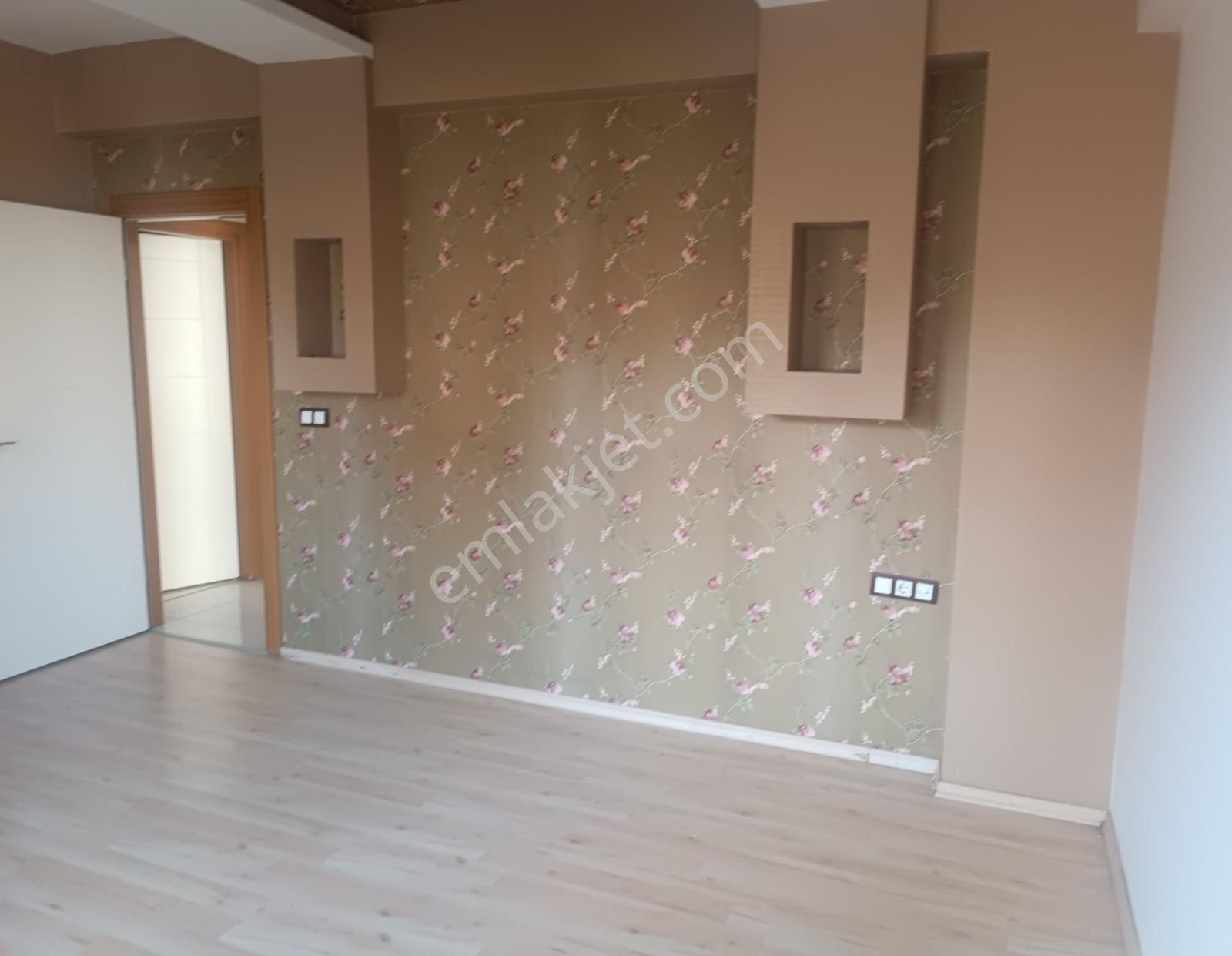 Yüksek Kat Avantajı! Site İçerisinde 2 Banyolu 3+1 Kaçmaz Daire! - Görsel 2