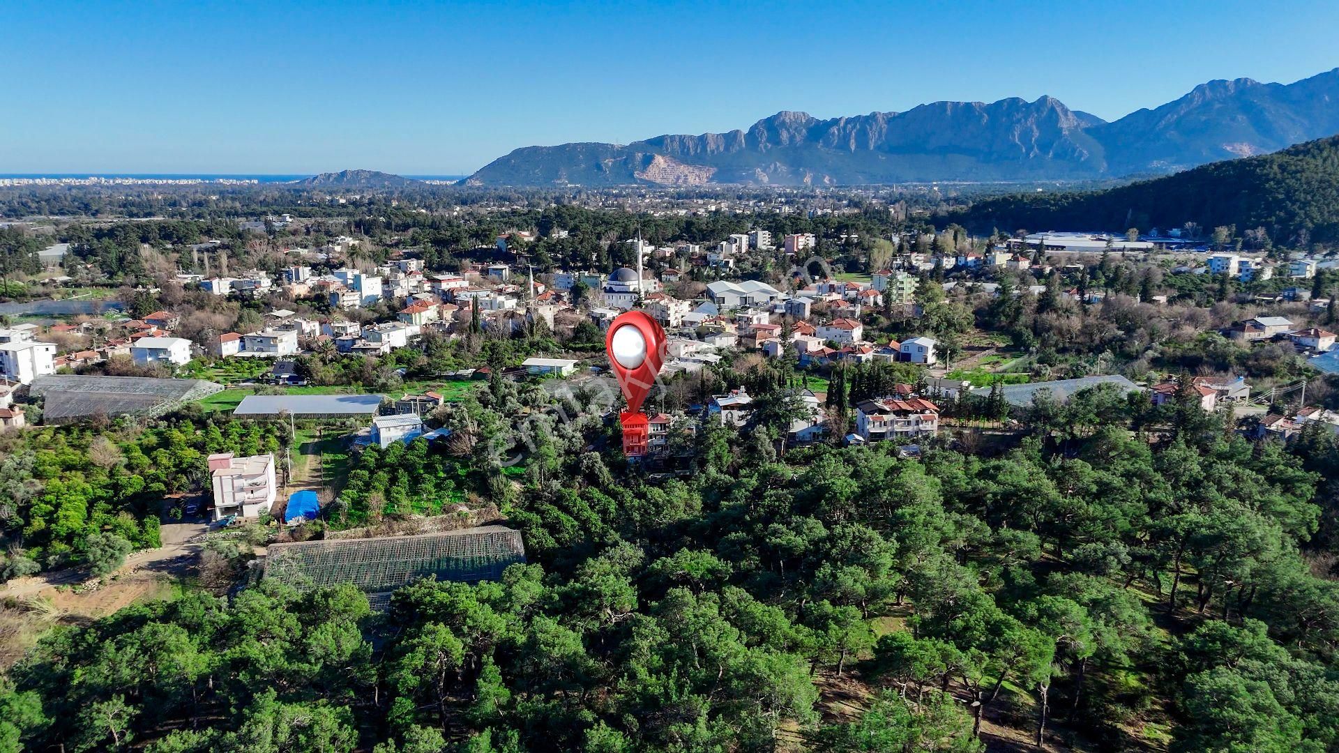 Doyran'da Konyaltı Sahiline 13 Km Mesafede Bahçeli 4+1 Villa400 M² Bahçe • 15 Meyve Ağacı Var - Görsel 4