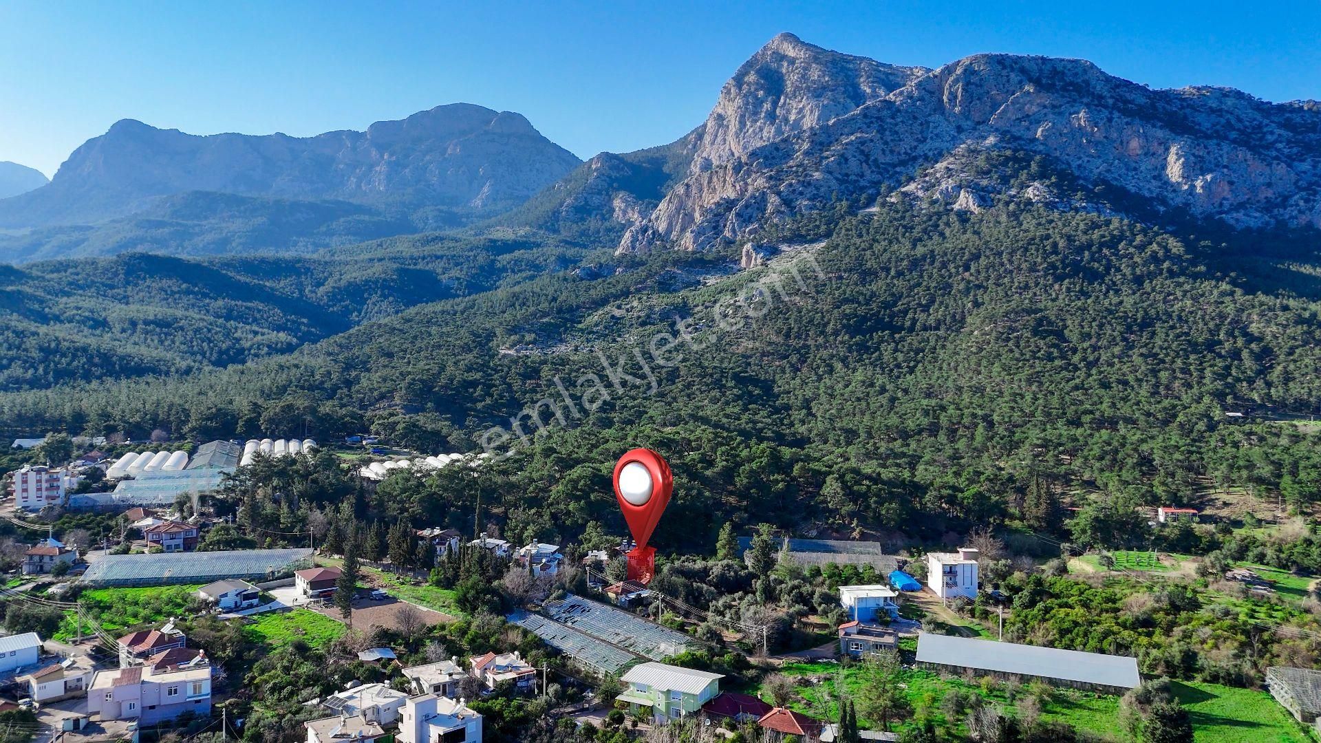 Doyran'da Konyaltı Sahiline 13 Km Mesafede Bahçeli 4+1 Villa400 M² Bahçe • 15 Meyve Ağacı Var - Görsel 3