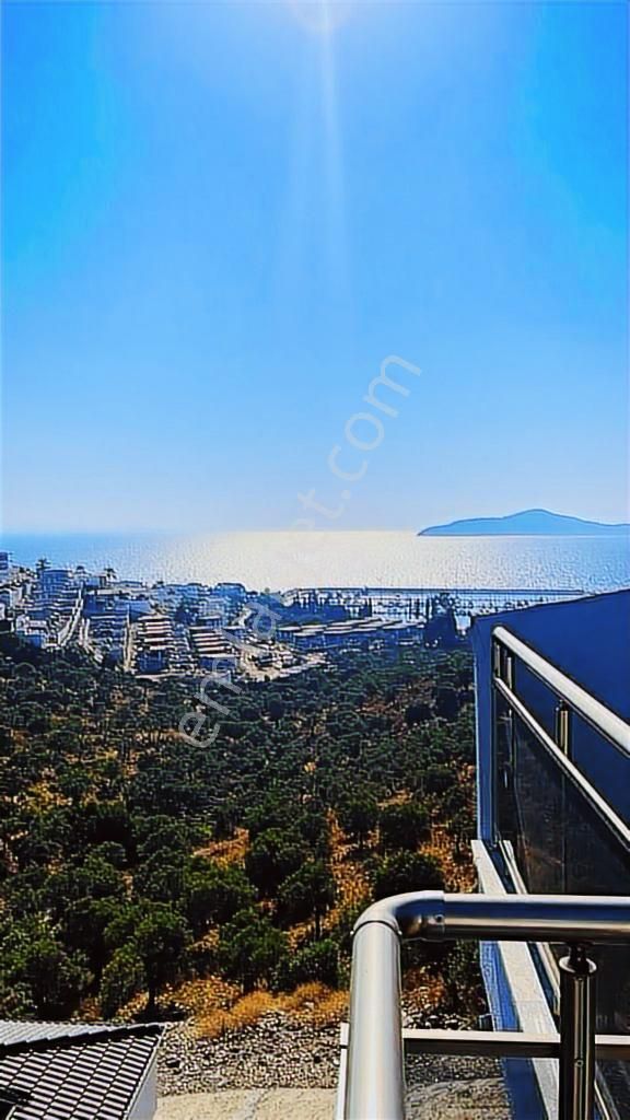 Bodrum Güllük'te Marina Manzaralı 5+1 Müstakil Villa - Görsel 2