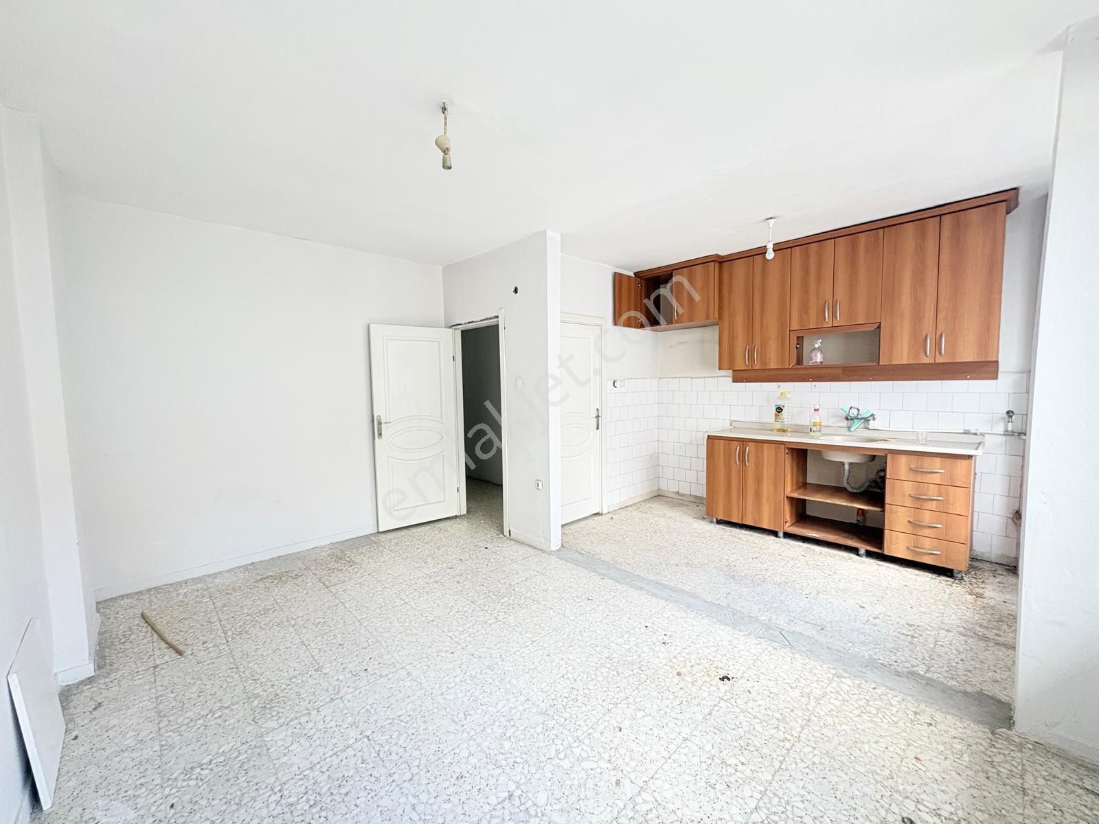 Prestij'den Cumhuriyet'te Sosyete Civarı 3+1 Daire - Görsel 2