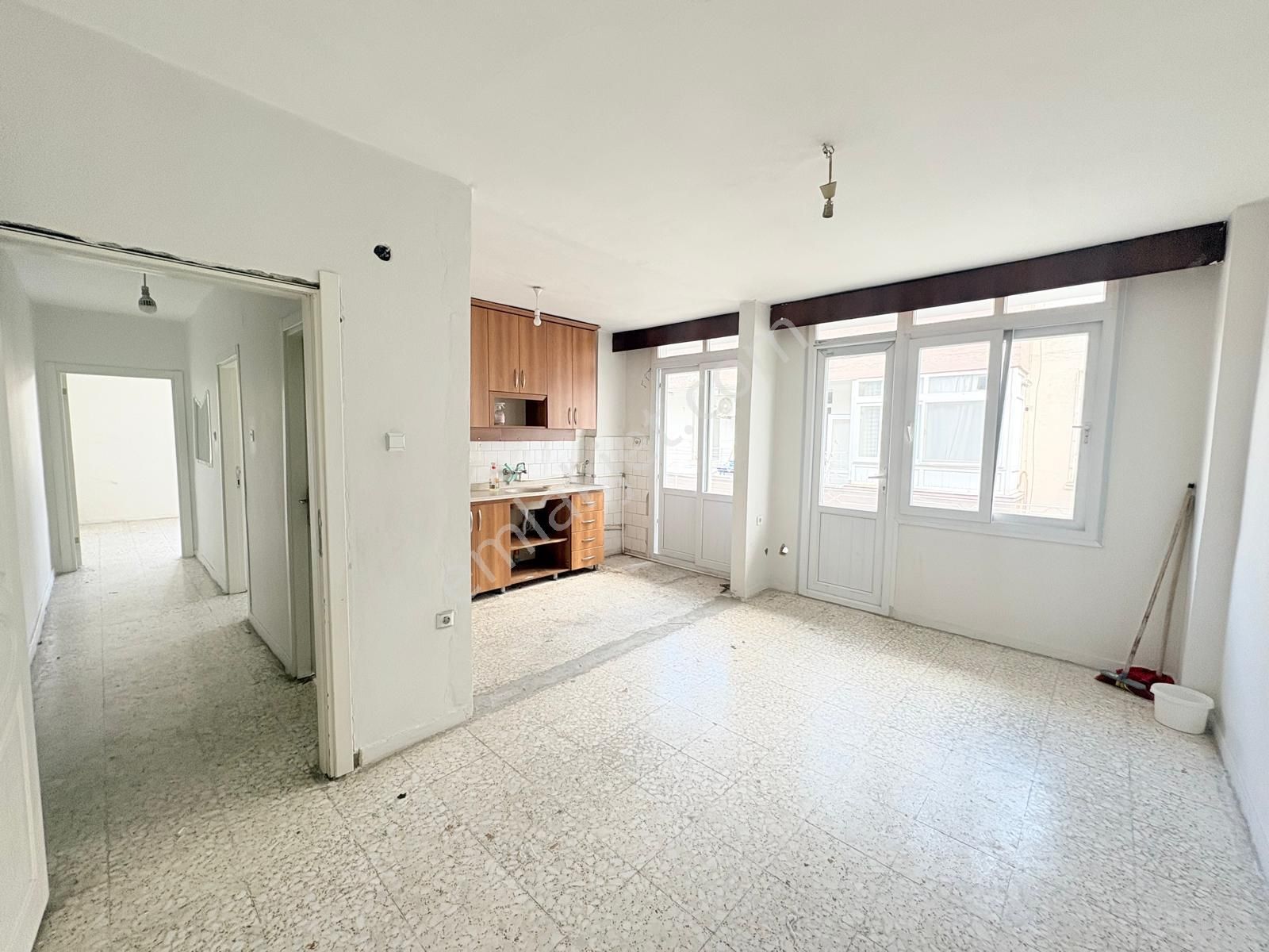 Prestij'den Cumhuriyet'te Sosyete Civarı 3+1 Daire - Görsel 6