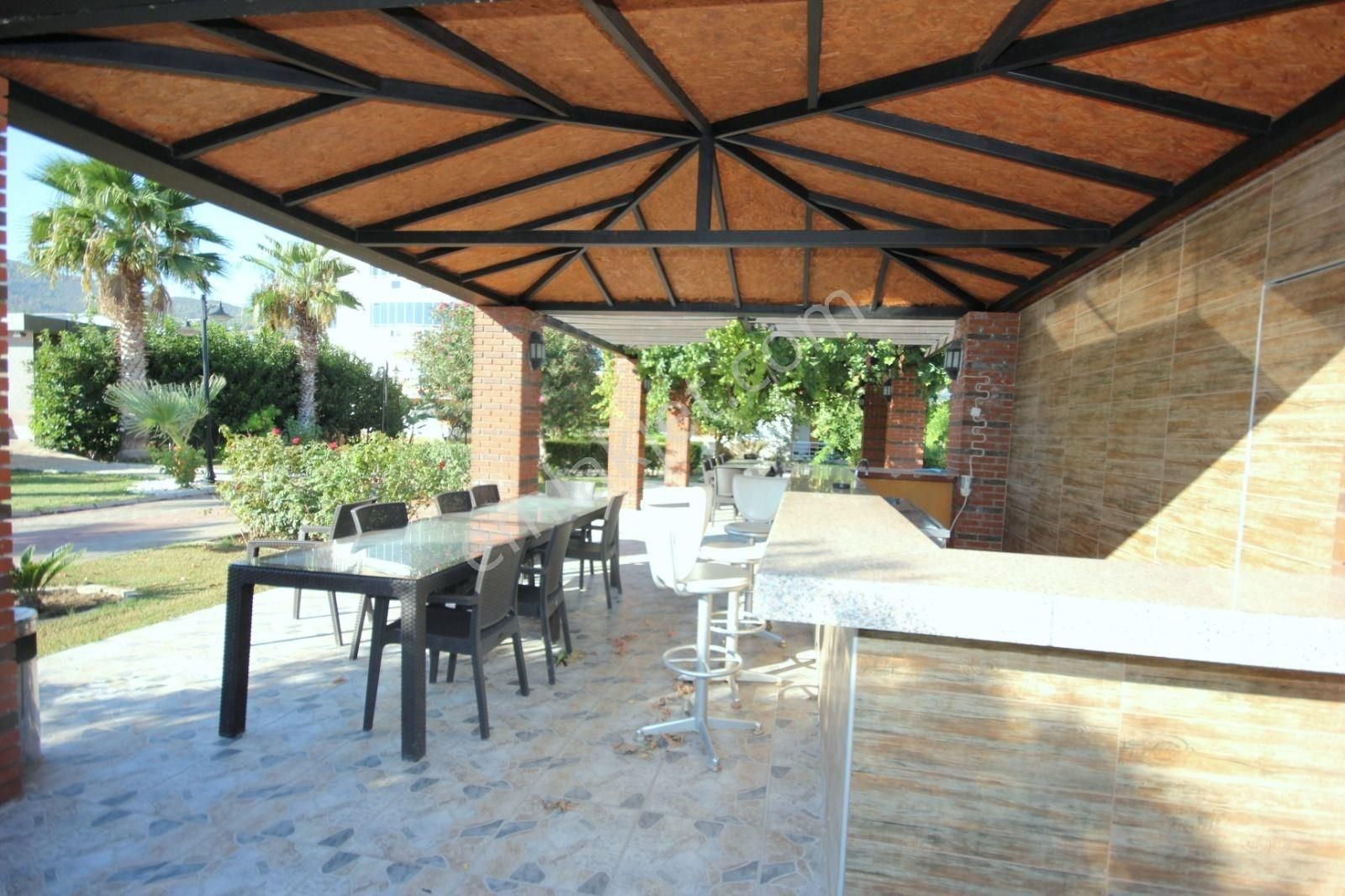 Alanya Demirtaş Denize Sıfır 2+1 Lüks Eşyalı Daire Deniz Manzaralı - Görsel 8