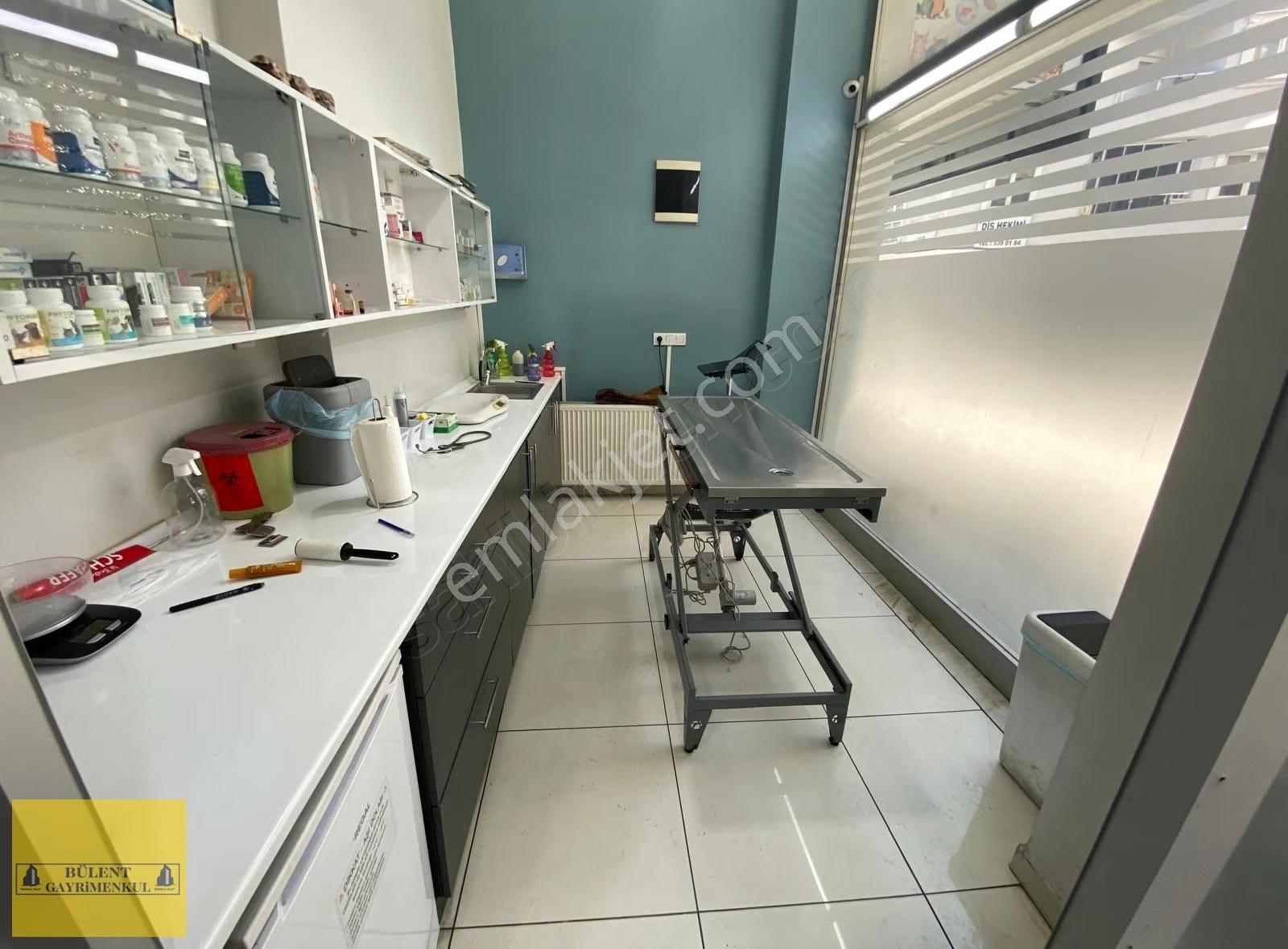 Bahçelievler İski Yakını 3 Katlı Satılık Dükkan (145 M²) - Görsel 2
