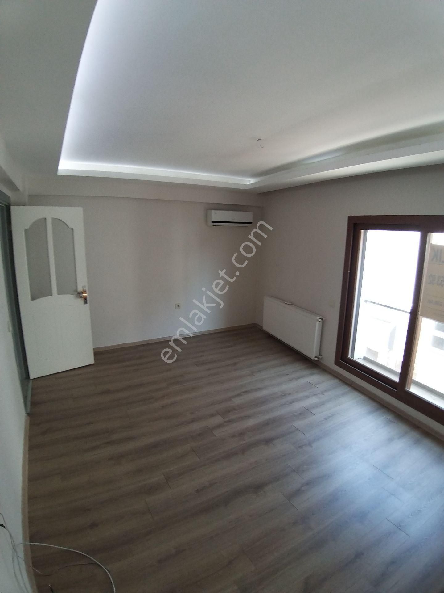 İzmir Buca Hürriyet Mahallesinde.//8yıllıkarakat//2+1ayrımutfaklı/izbana5dkmes.satılık Daire - Görsel 7