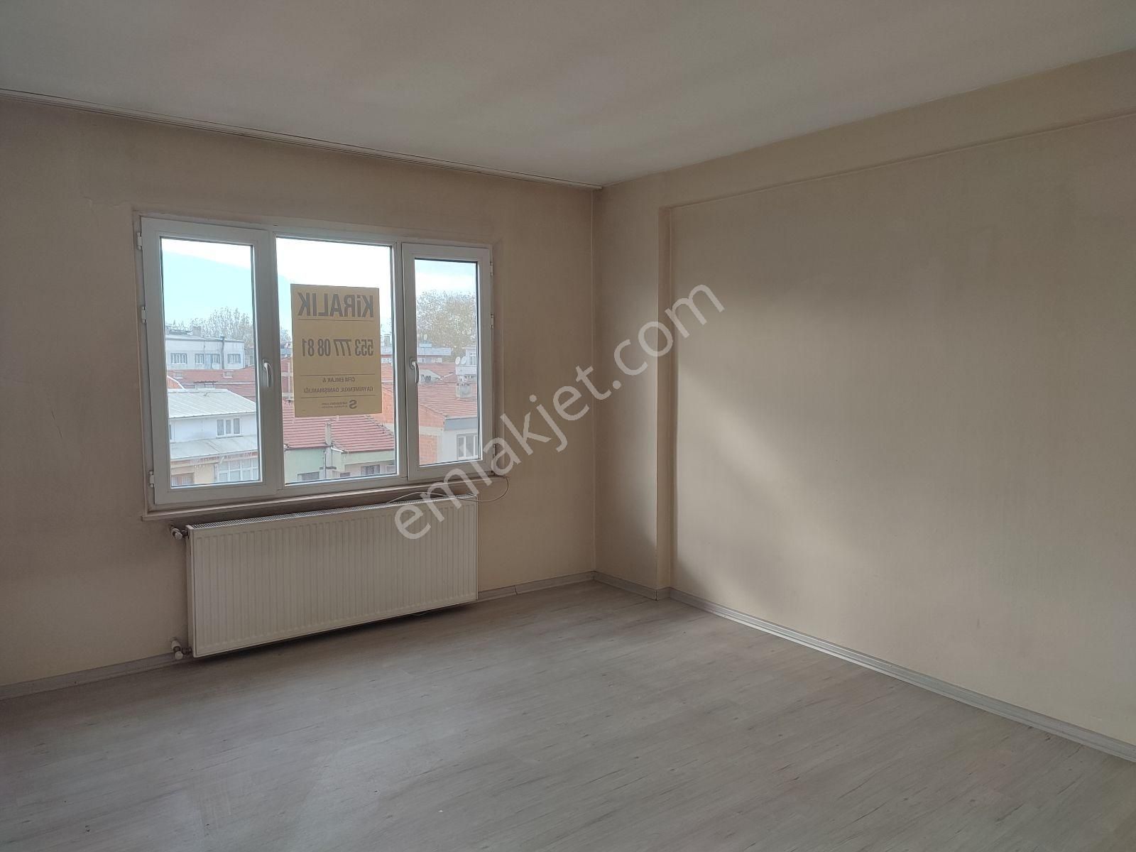 Cuma Mahallesi Atatürk Bulvarında 2+1 5.kat 112 M2 Kiralık Daire - Görsel 13