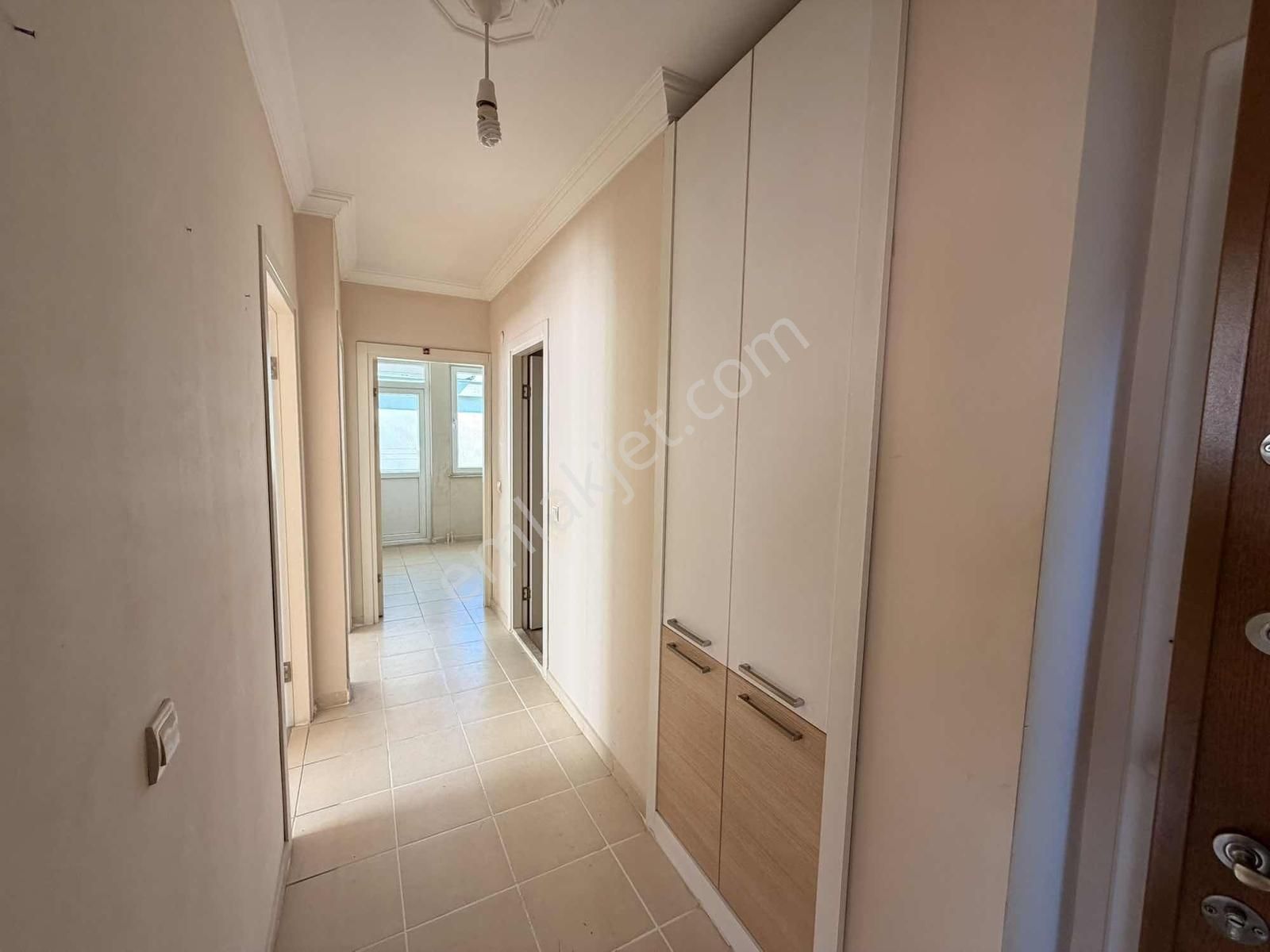 Dünyagöze Yakın Tramvaya Yakın 2+1 3. Kat - Görsel 4