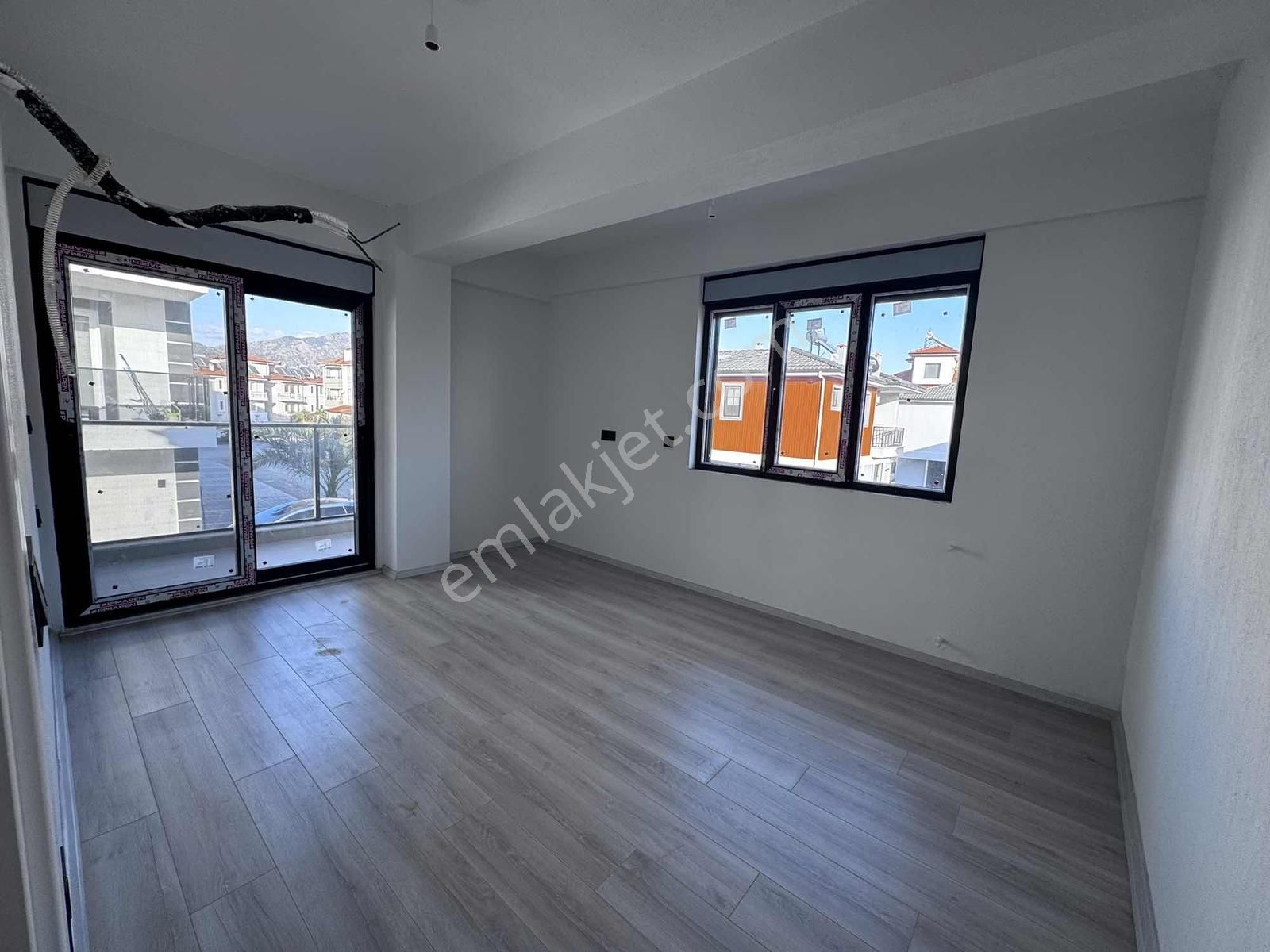 Çiğdem Emlak'tan Ortaca Da Satılık 4+1 Lüks Villa - Görsel 16