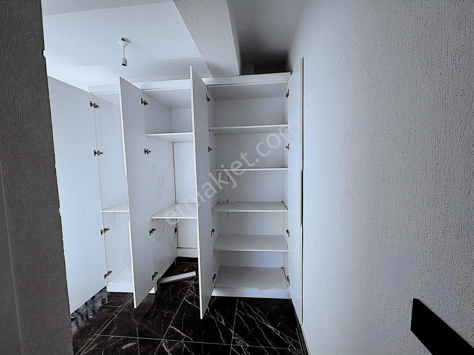 Çiğdem Emlak'tan Ortaca Da Satılık 4+1 Lüks Villa - Görsel 18