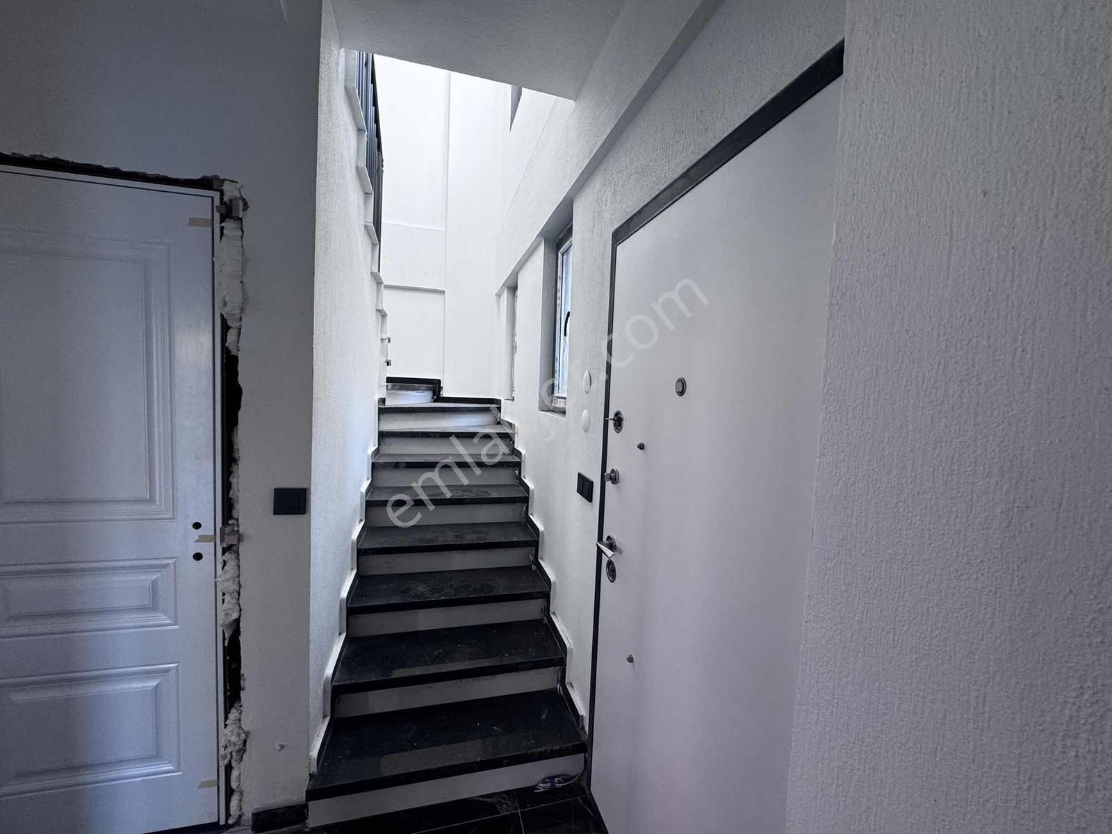 Çiğdem Emlak'tan Ortaca Da Satılık 4+1 Lüks Villa - Görsel 10