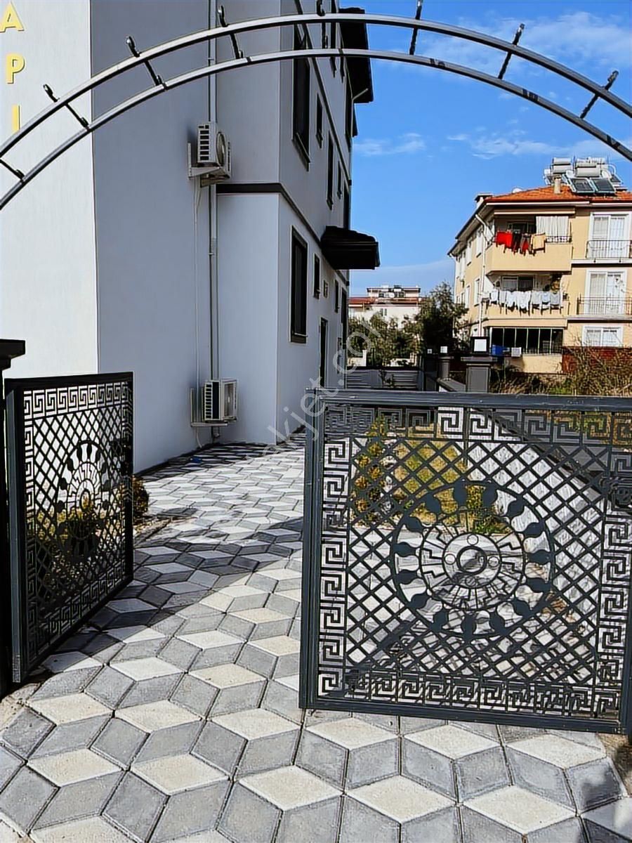 Bahçe Nizam Harika Konumda Satılık Daire - Görsel 4