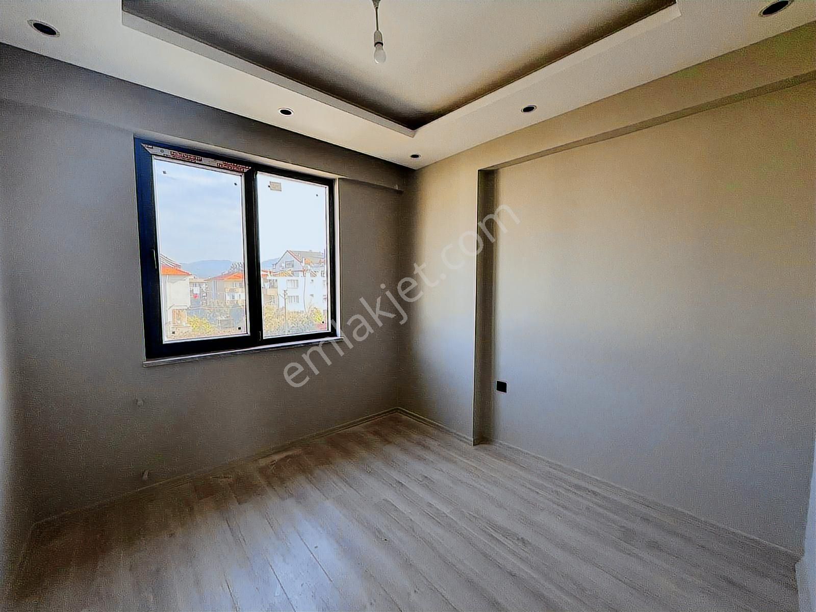 Bahçe Nizam Harika Konumda Satılık Daire - Görsel 17