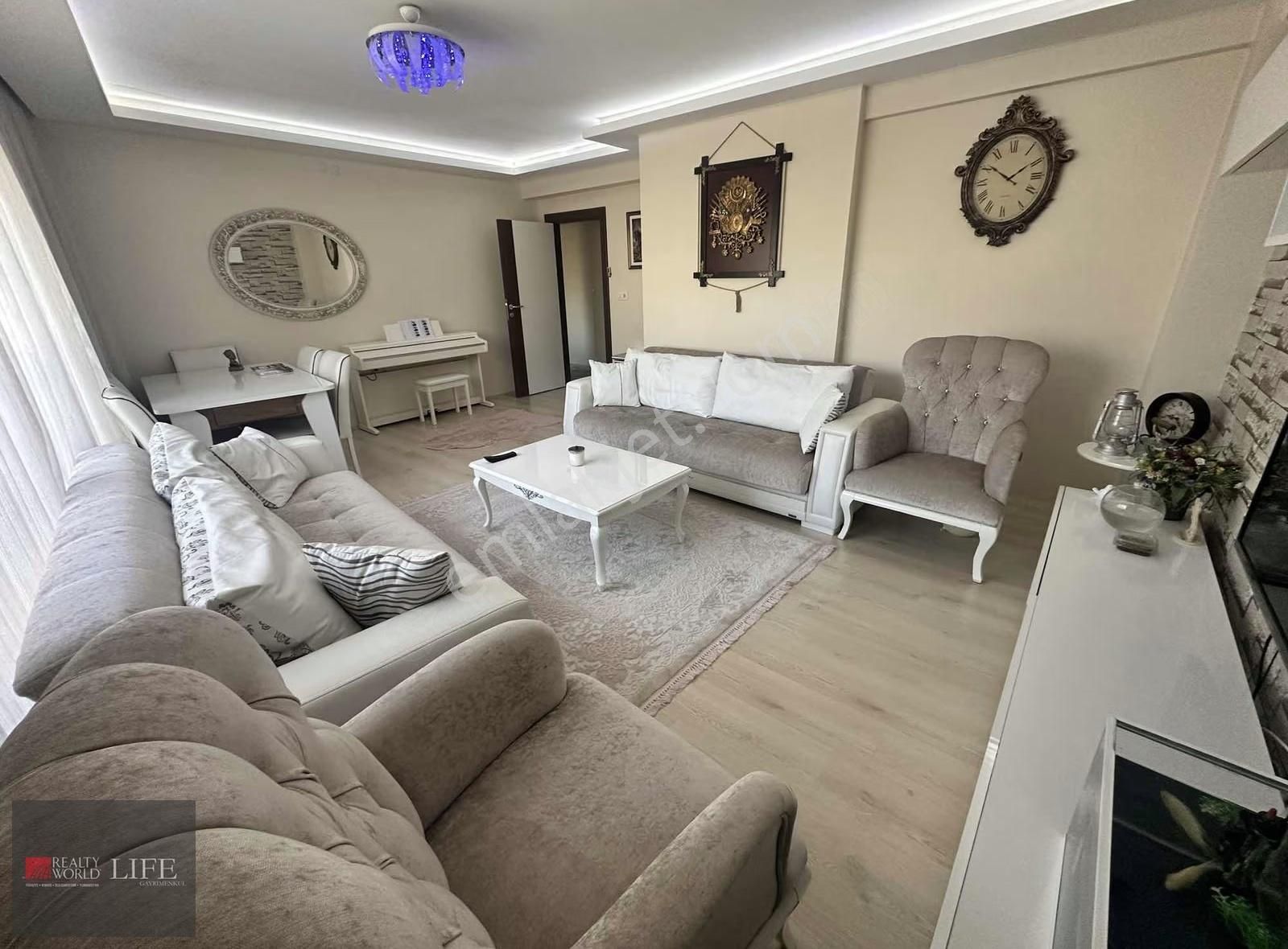 Rw Lıfe // Ertuğrulgazi Mahallesi Vega Avm Yakını Ara Kat 2+1 - Görsel 14