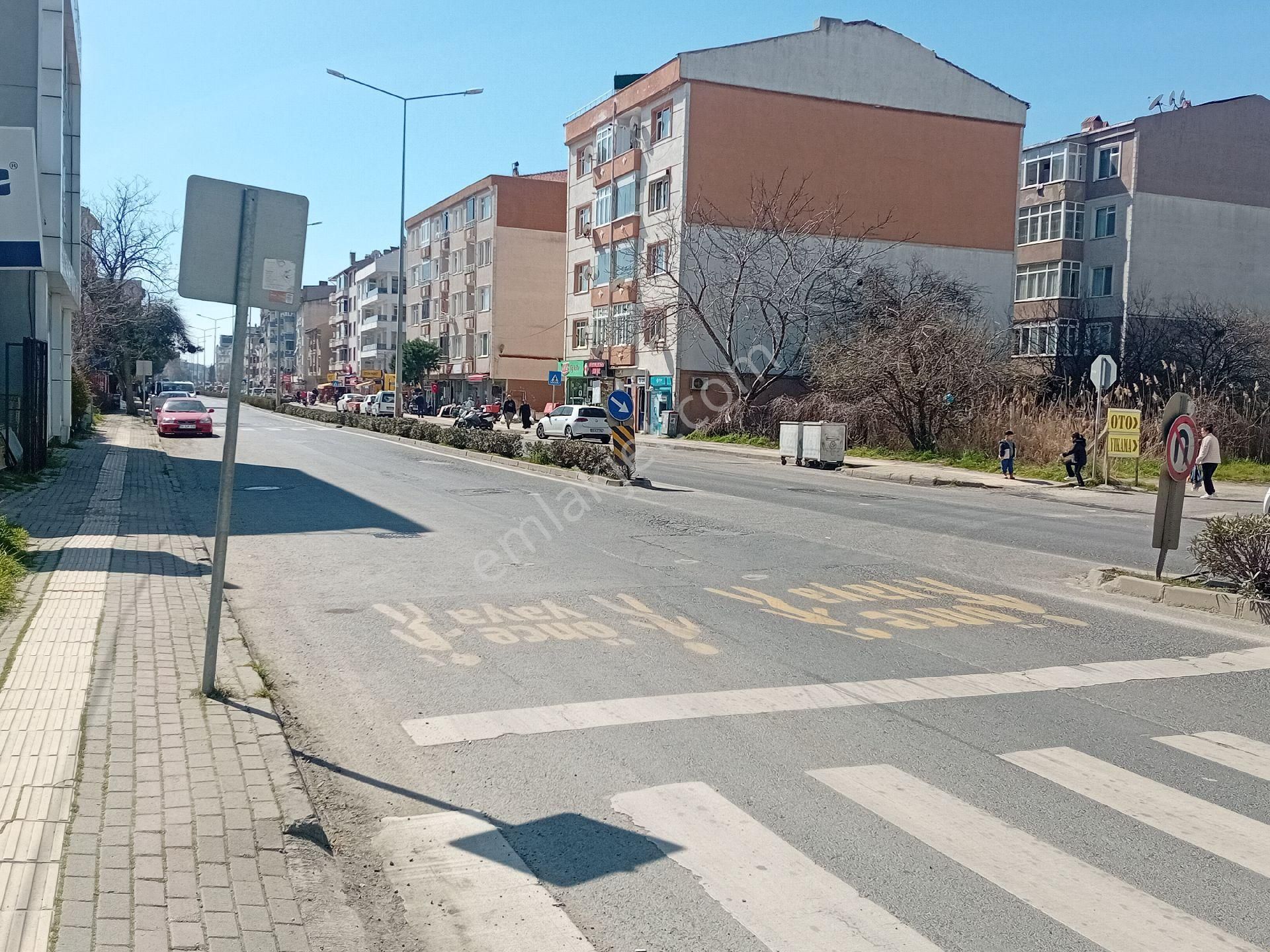 Altınovada Bulvar Üzeri Kiralık 3+1 Deniz Man. Daire - Görsel 3