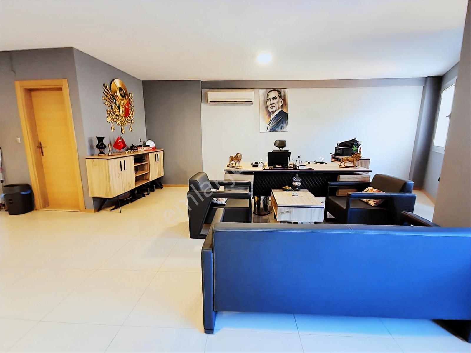 Karşıyaka Cumhuriyet Alim Dağhan Caddesi Üzerinde Kiralık Ofis - Görsel 17