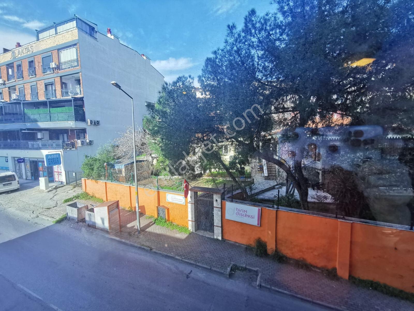 Karşıyaka Cumhuriyet Alim Dağhan Caddesi Üzerinde Kiralık Ofis - Görsel 19