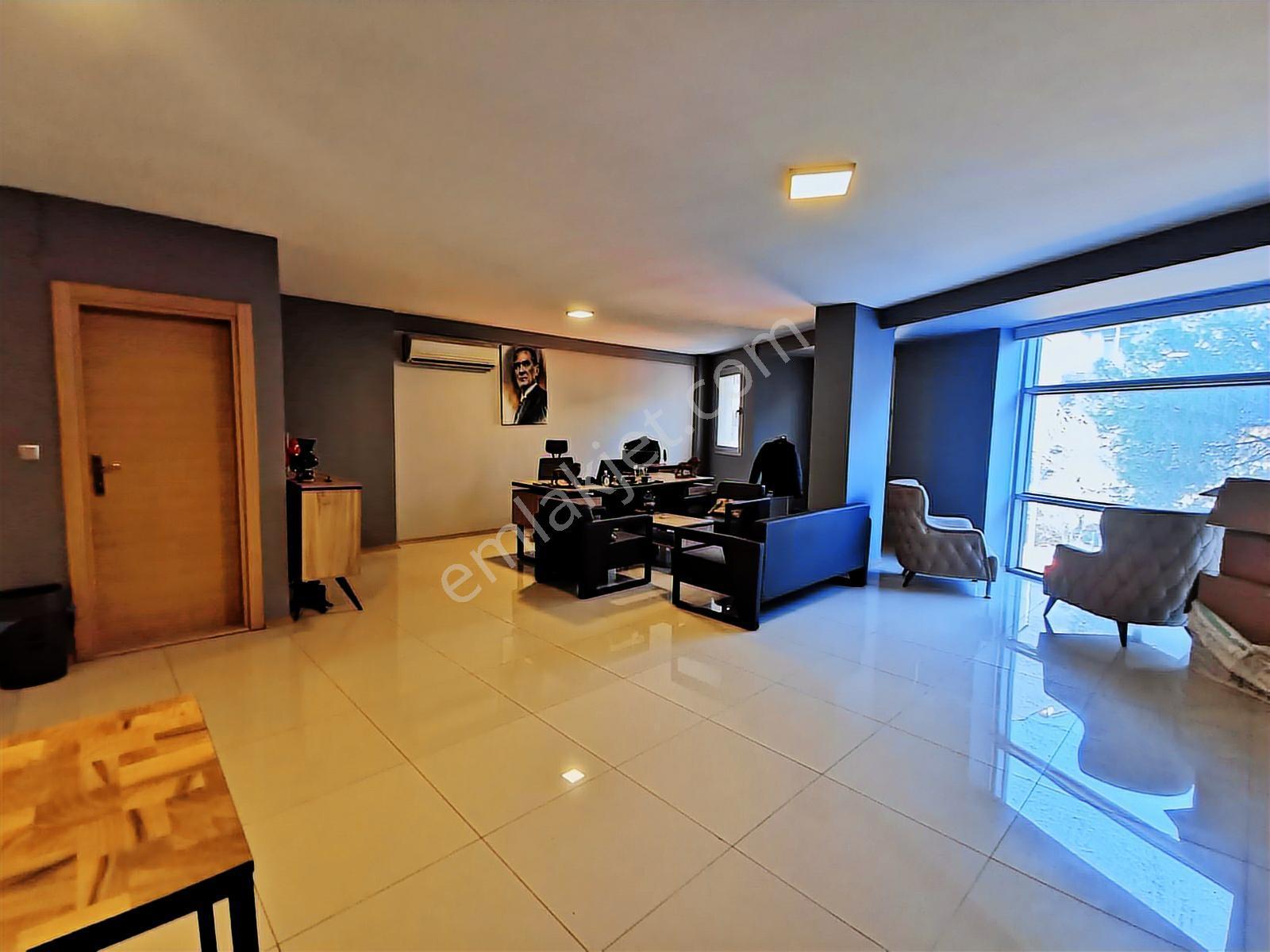 Karşıyaka Cumhuriyet Alim Dağhan Caddesi Üzerinde Kiralık Ofis - Görsel 10