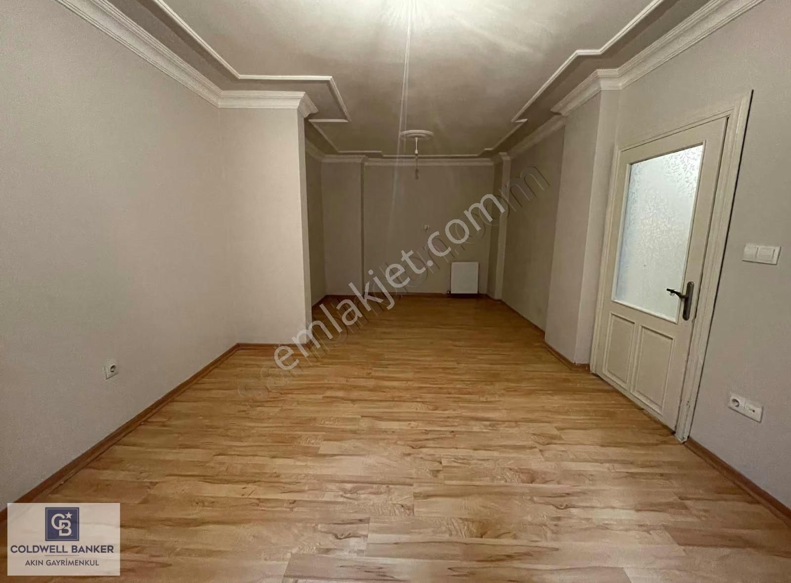 Yenidoğan Safa Mah. Bahçe Kullanımlı 2+1 Kiralık Daire - Görsel 2