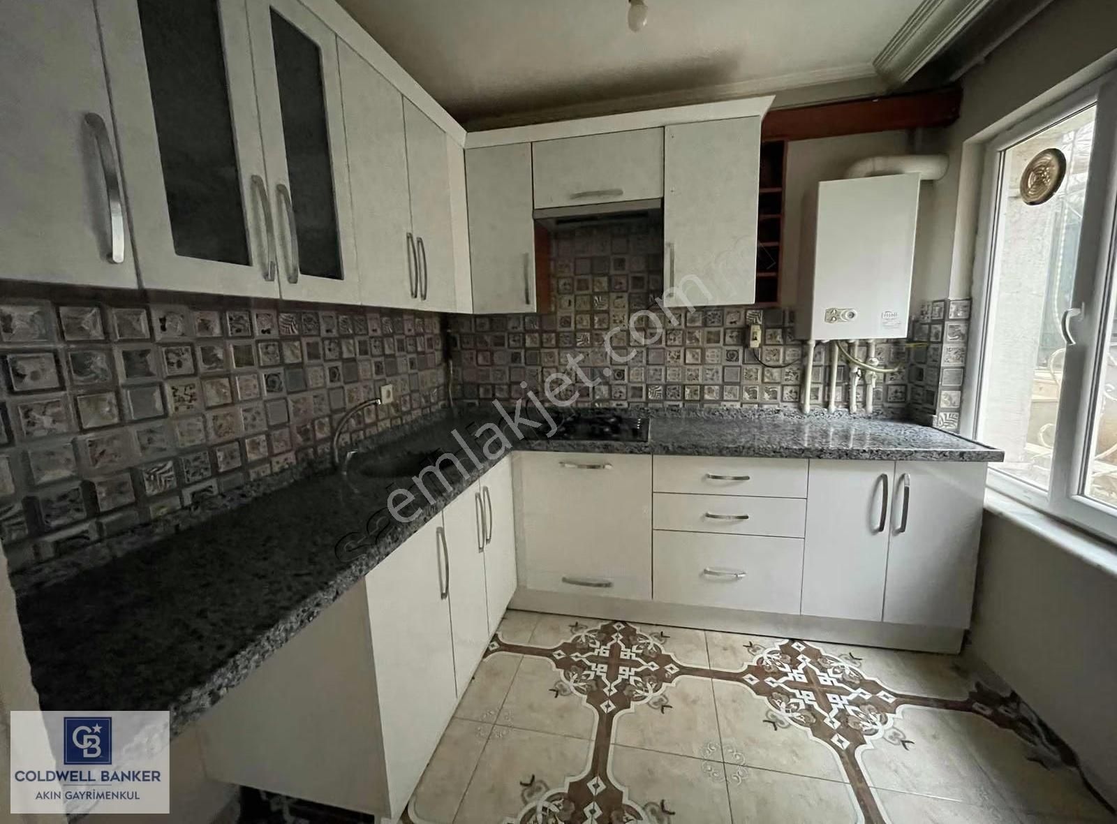 Yenidoğan Safa Mah. Bahçe Kullanımlı 2+1 Kiralık Daire - Görsel 7