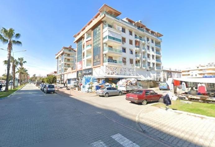 Çarşının En Işlek Caddesınde Işyerı Fırsatı