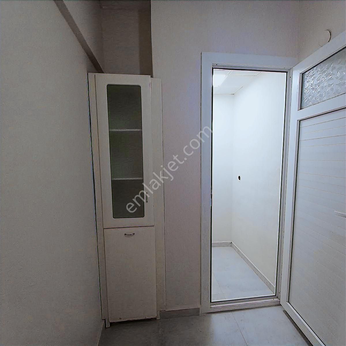 Bayraklı Osmangazi Zeytinlik Kiralık 2+1 Daire - Görsel 12