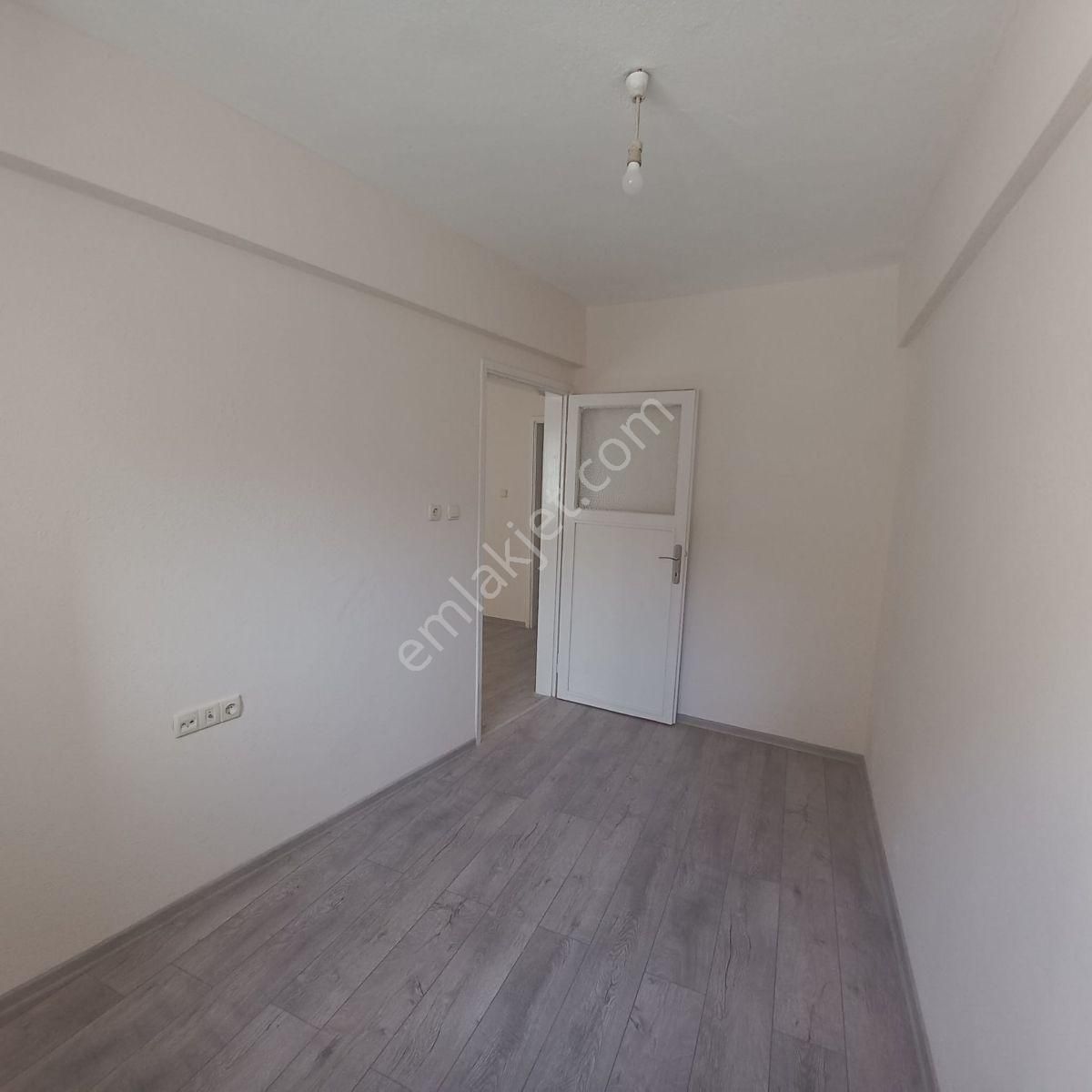 Bayraklı Osmangazi Zeytinlik Kiralık 2+1 Daire - Görsel 5