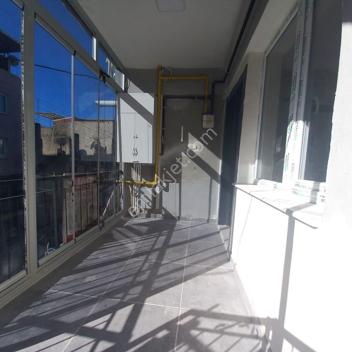 Bayraklı Osmangazi Zeytinlik Kiralık 2+1 Daire - Görsel 15