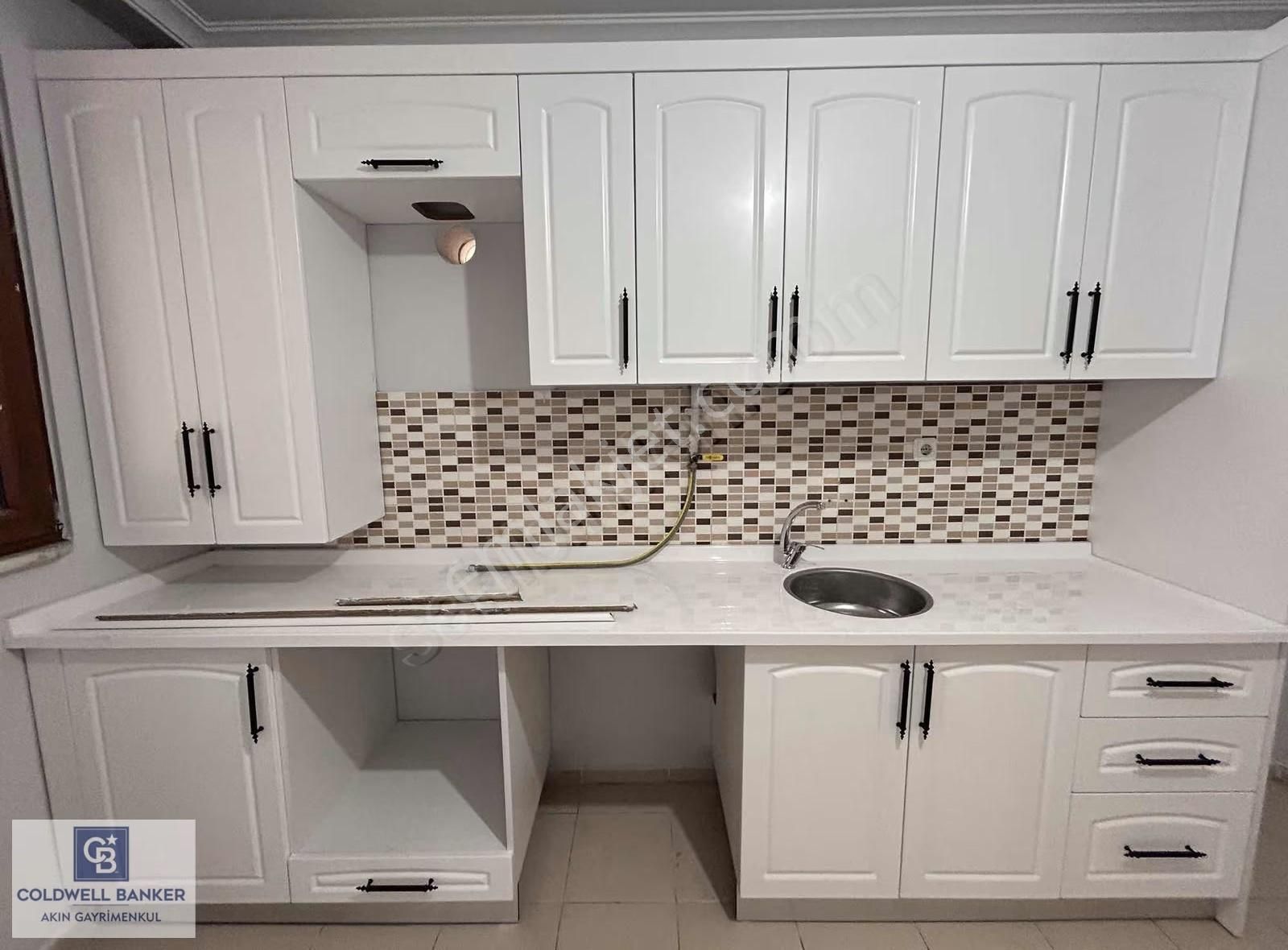 İncipark Sitesinde Kiralık 3+1 Ara Kat Daire - Görsel 3