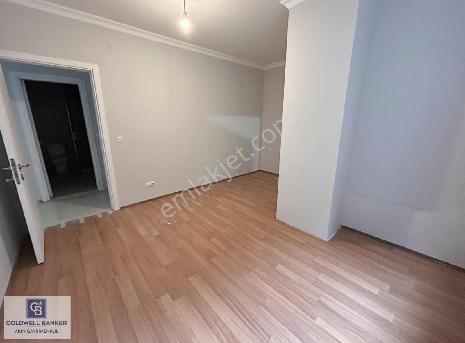 İncipark Sitesinde Kiralık 3+1 Ara Kat Daire - Görsel 2