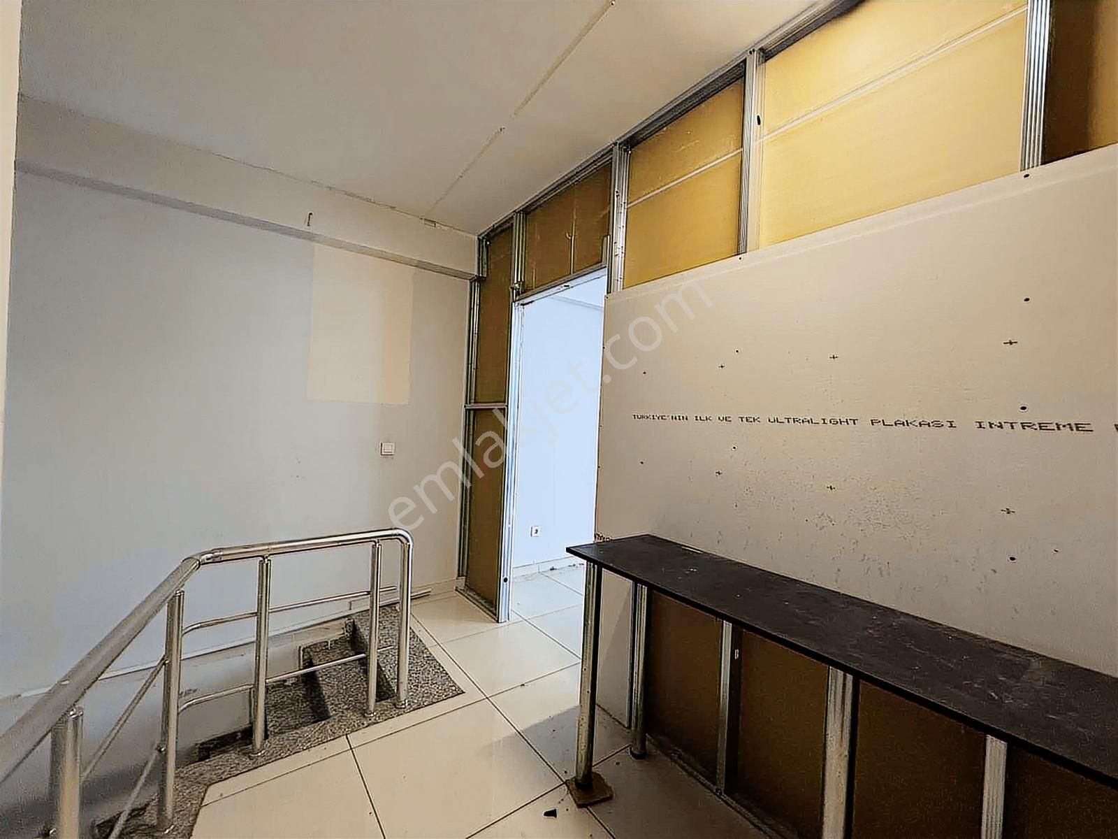 Sultanbeyli De Ana Caddeye Yakın Depolu Kiralık 120 M2 Dükkan - Görsel 25