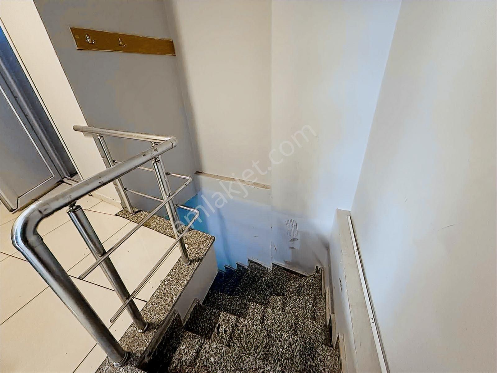 Sultanbeyli De Ana Caddeye Yakın Depolu Kiralık 120 M2 Dükkan - Görsel 7
