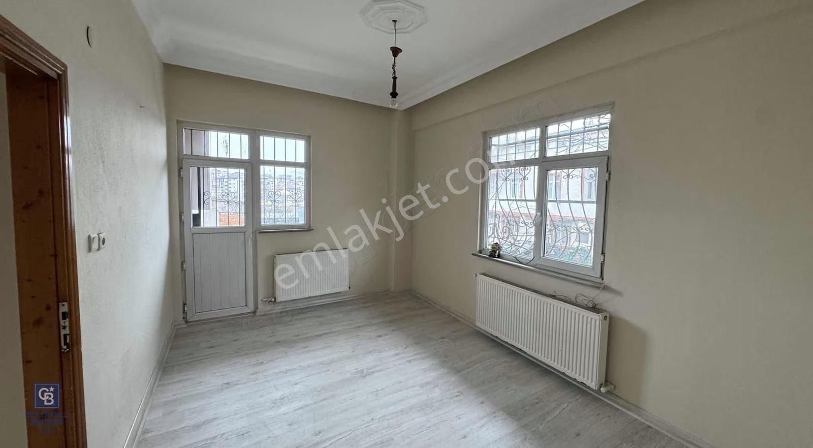 Yenidoğan Mahallesinde 2+1 Kiralık Daire - Görsel 2