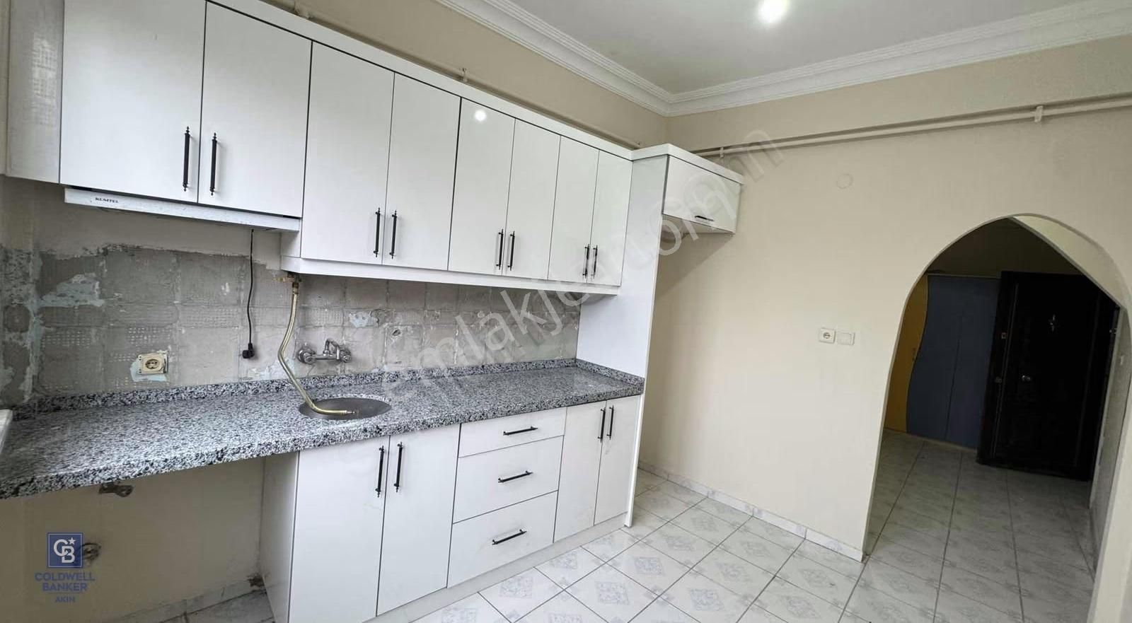 Yenidoğan Mahallesinde 2+1 Kiralık Daire - Görsel 9