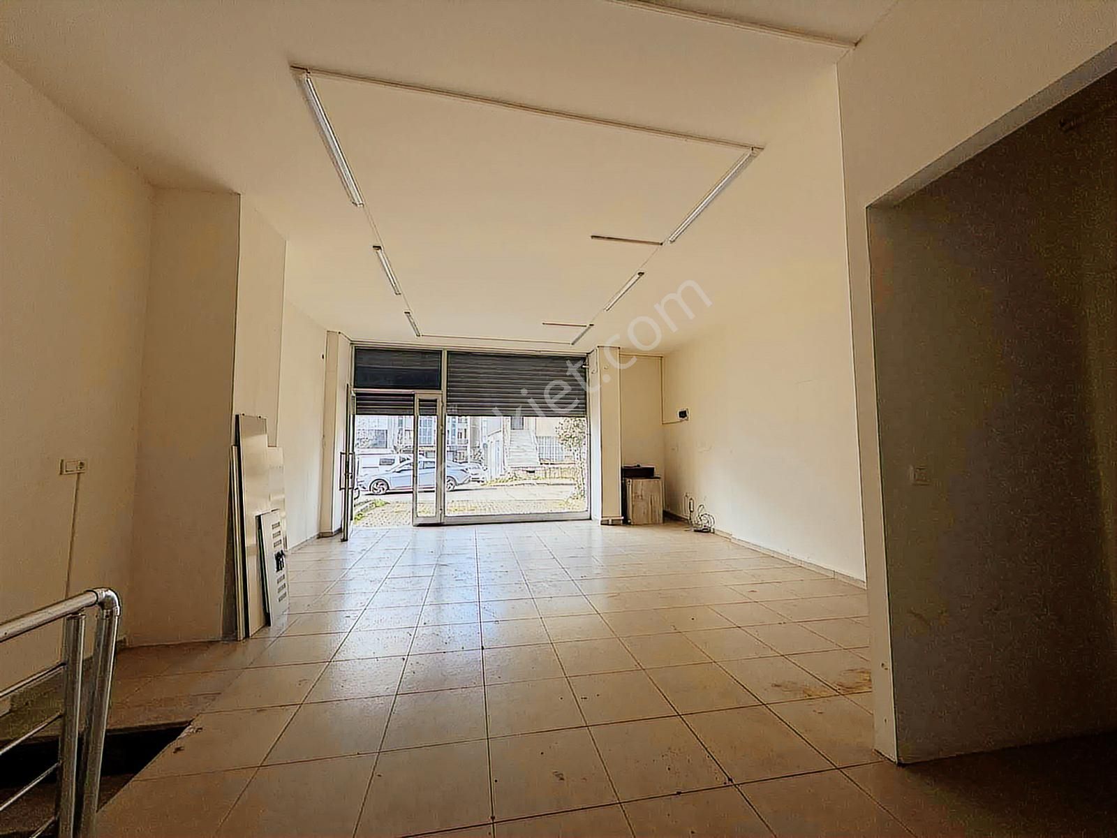 Samandıra Merkezde 140 M2 Depolu Kepenkli Kiralık Dükkan - Görsel 20