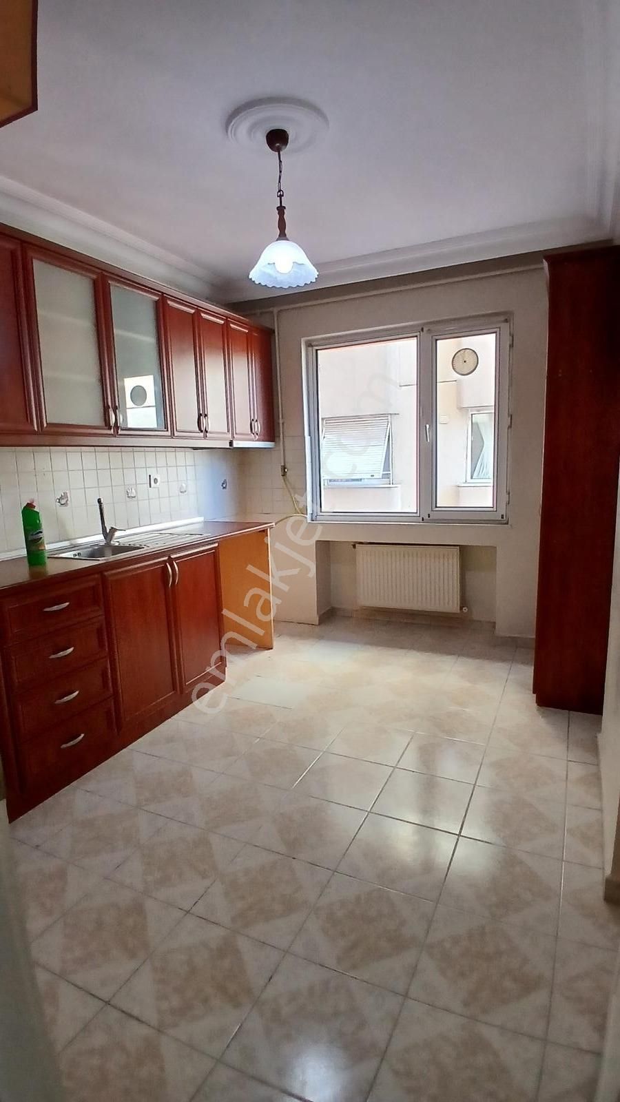 Ataşehir Merkezde 3+1 Balkonlu Boş Kiralık Daire - Görsel 4