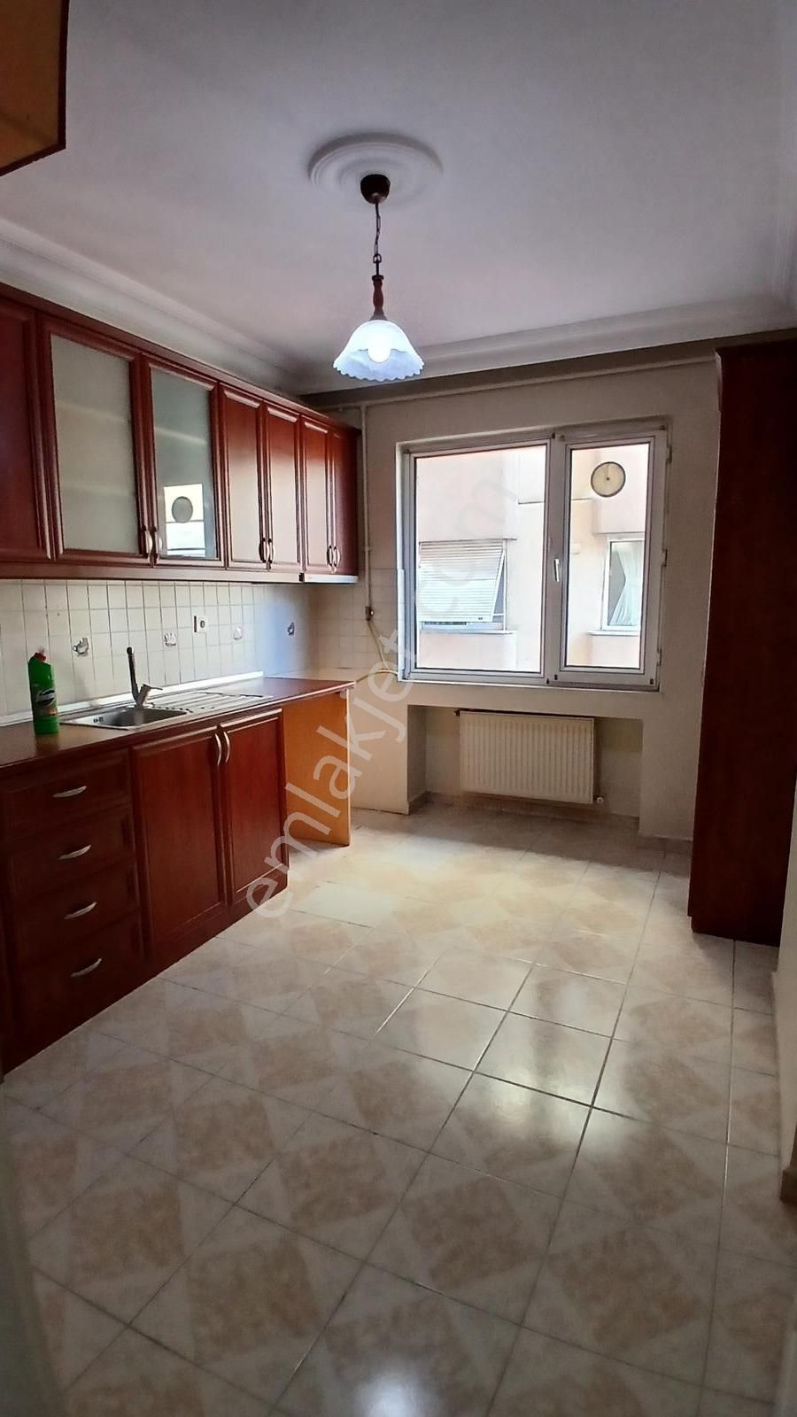 Ataşehir Merkezde 3+1 Balkonlu Boş Kiralık Daire - Görsel 9