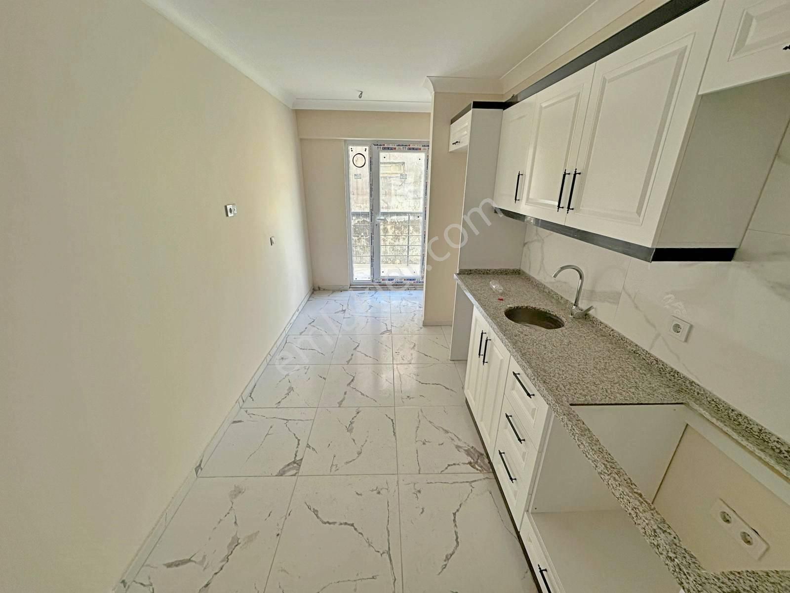 Çelik Emlaktan Kat Mülkiyetli İskanlı Satılık 2+1 Sıfır Daire - Görsel 11
