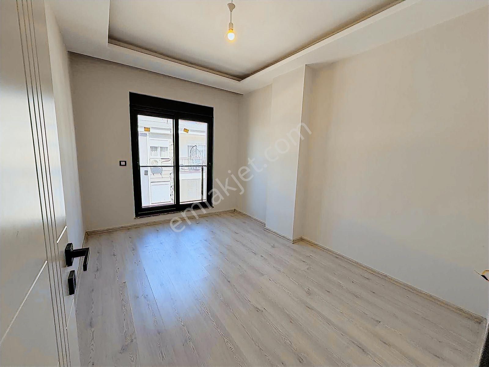 Demirelmahallesi 3+1 Tramvaya 100 M2 Arakat - Görsel 14