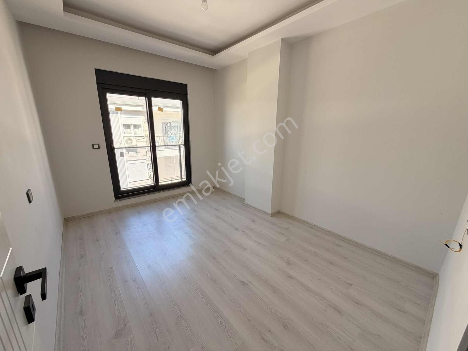 Demirelmahallesi 3+1 Tramvaya 100 M2 Arakat - Görsel 21