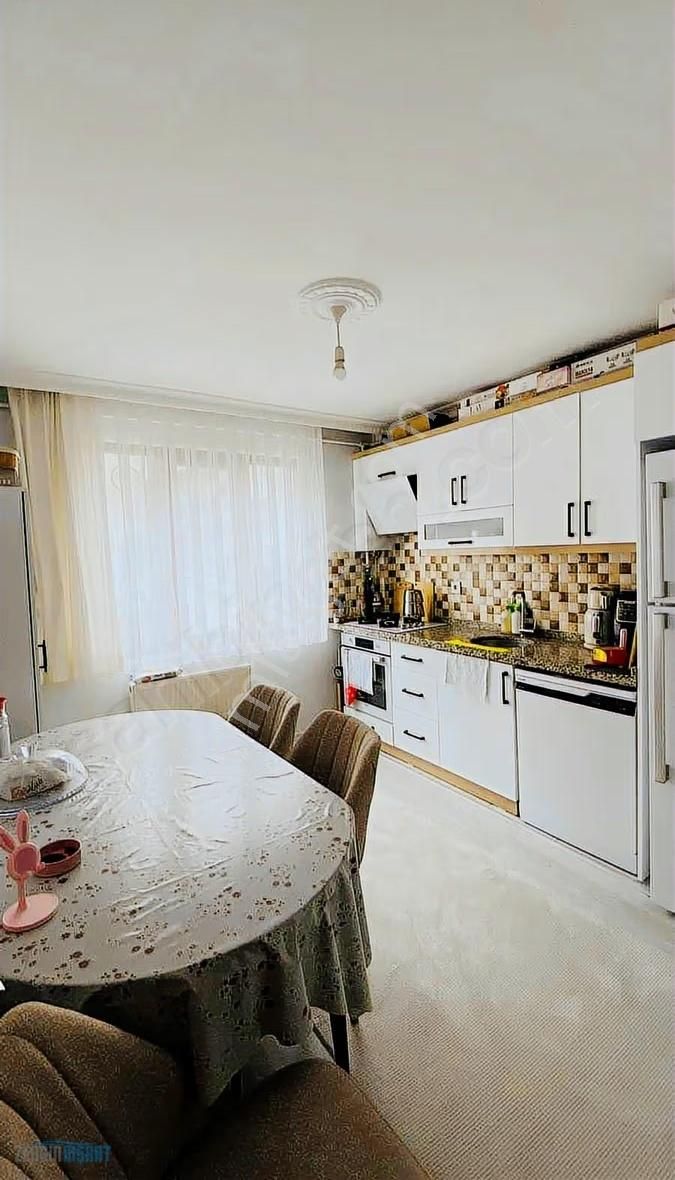 Zengin İnşaat Tan Satılık Birinci Kat Daire Asansörlü Kullanışlı - Görsel 8