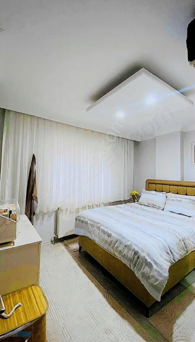 Zengin İnşaat Tan Satılık Birinci Kat Daire Asansörlü Kullanışlı - Görsel 4