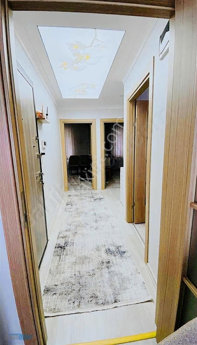 Zengin İnşaat Tan Satılık Birinci Kat Daire Asansörlü Kullanışlı - Görsel 2