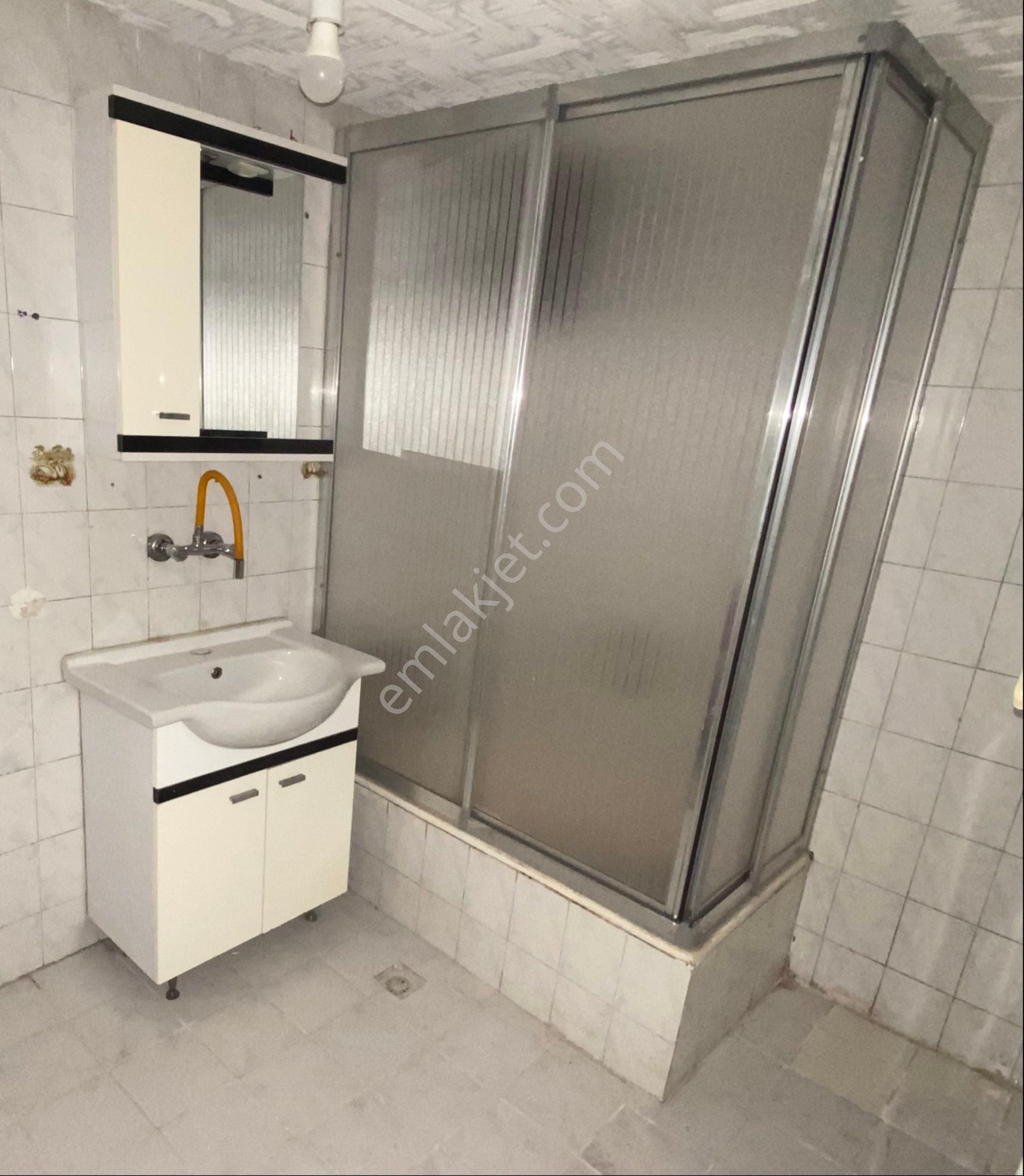 Soğanlı’da Genç Bina Boş!!! 2+1 Düz Giriş Full Masrafsız - Görsel 4