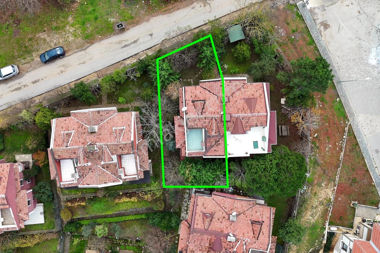 Remax Anka'dan Nazar Sitesinde Manzaralı Satılık Özel Villa - Görsel 35