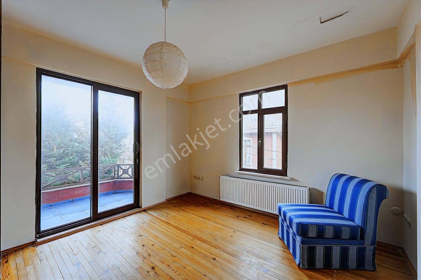 Remax Anka'dan Nazar Sitesinde Manzaralı Satılık Özel Villa - Görsel 16