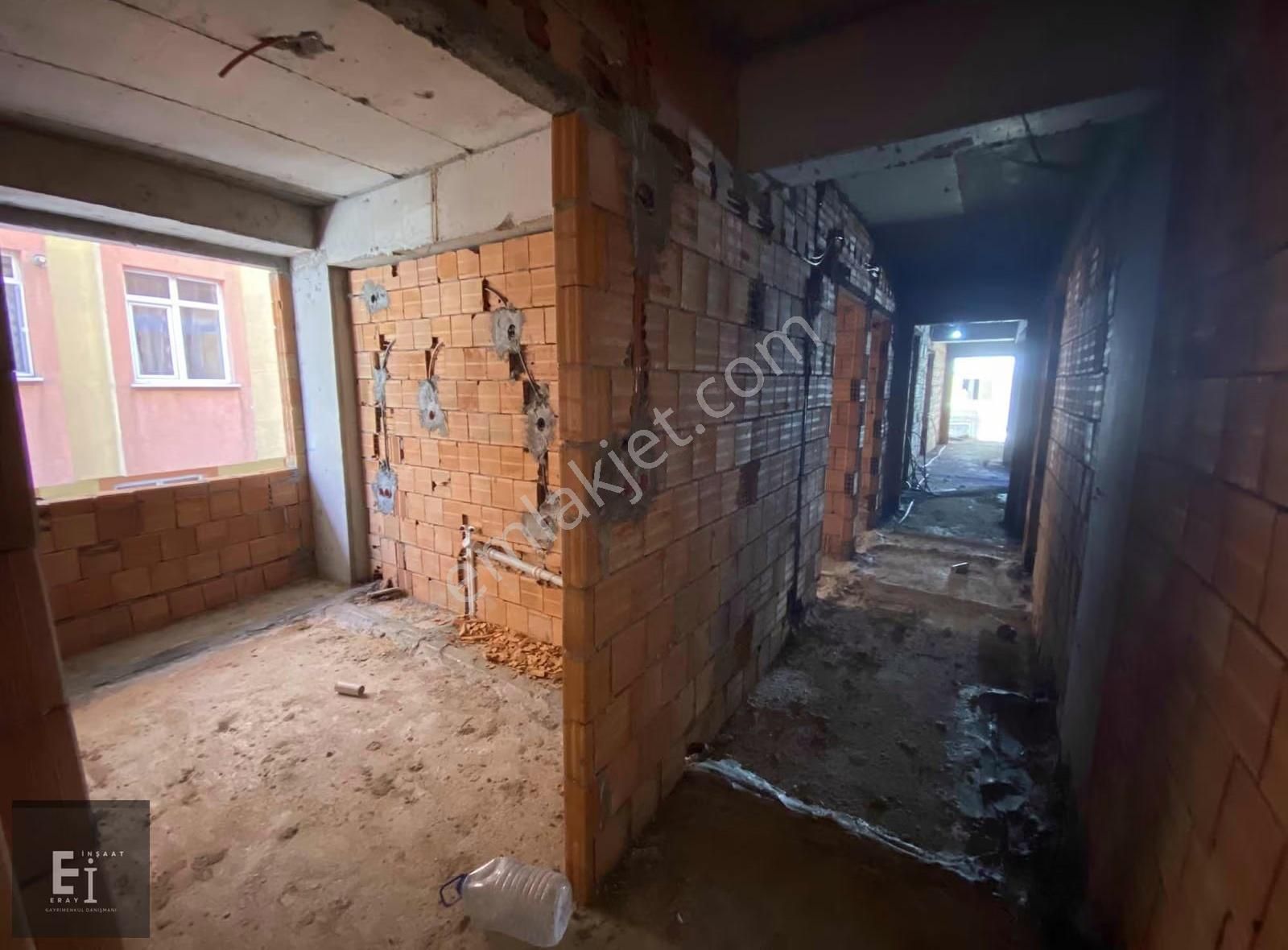 Eray Emlak'tan Satılık Yüksek Giriş 2+1 80m2 Daire - Görsel 7