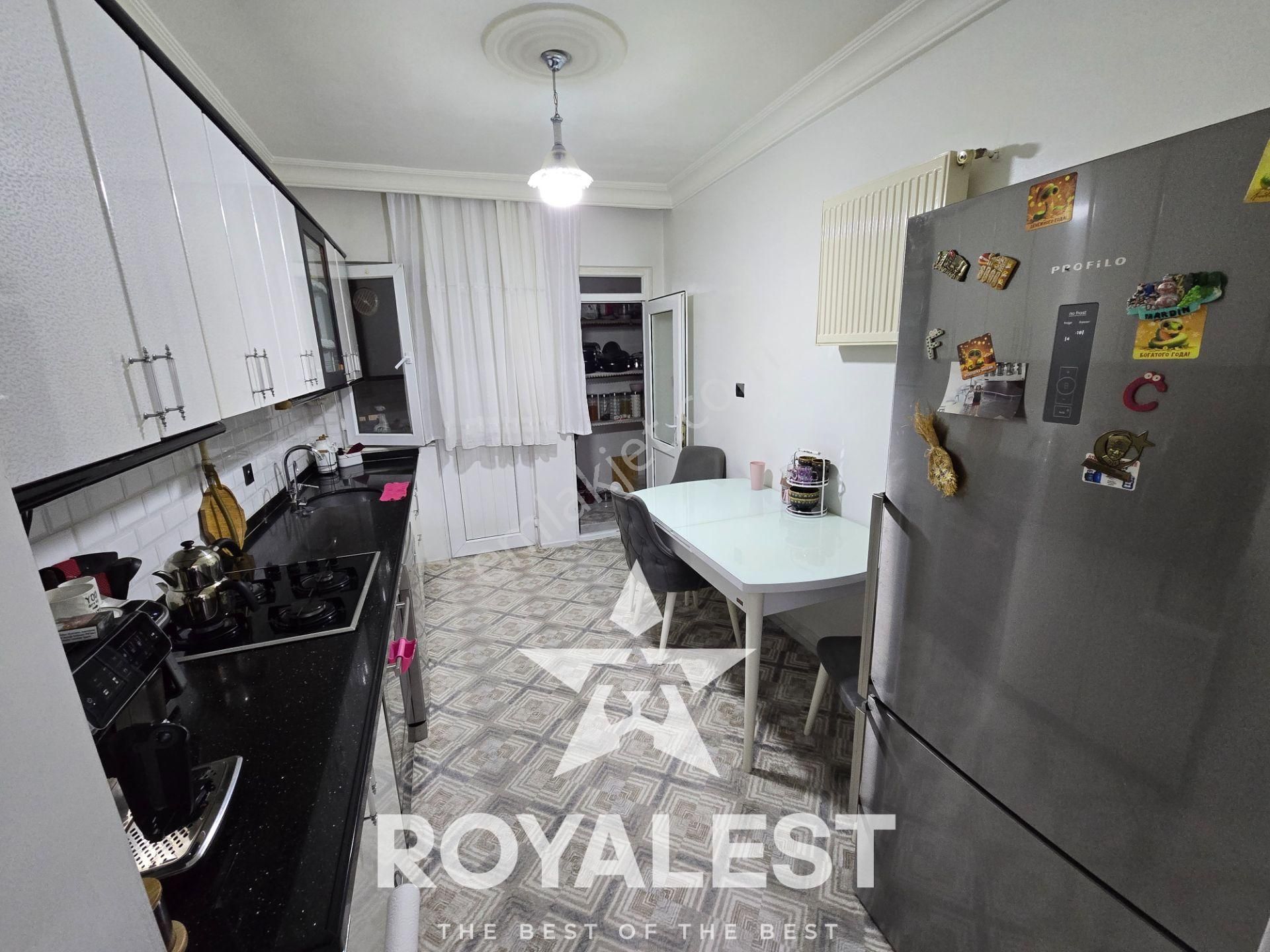 Royalest'ten Cadde Üstü Ara Kat Site İçi İskanlı 3+1 - Görsel 2