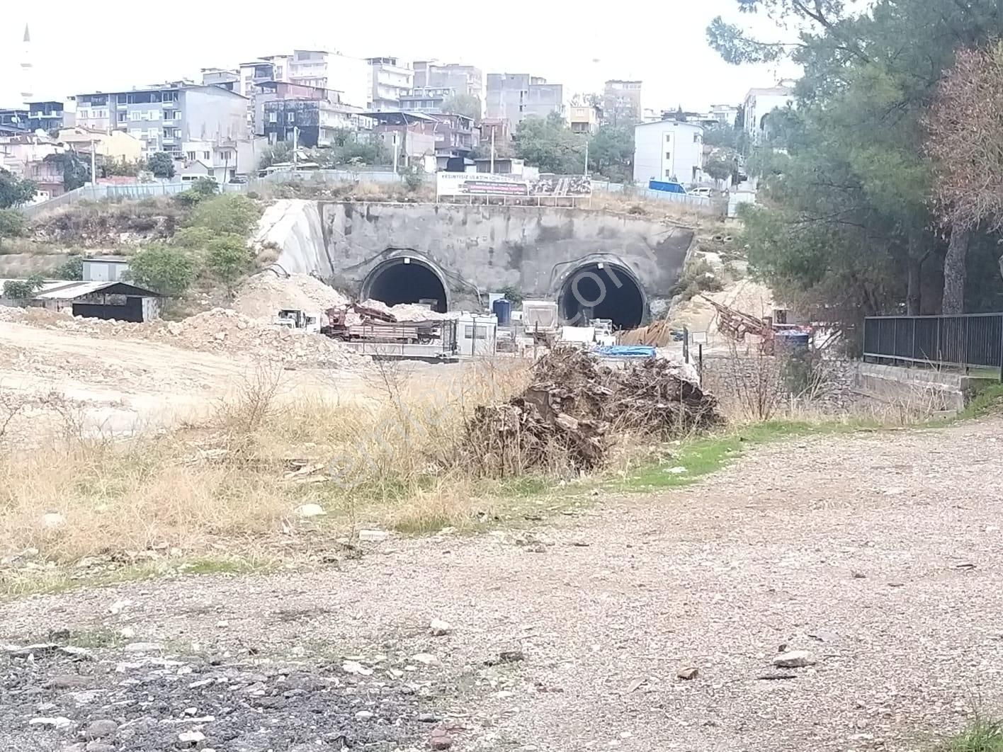 Buca Onat/tünelleri Girişi/okul Yanı//500m2kapalı Alanı Olanbina - Görsel 20